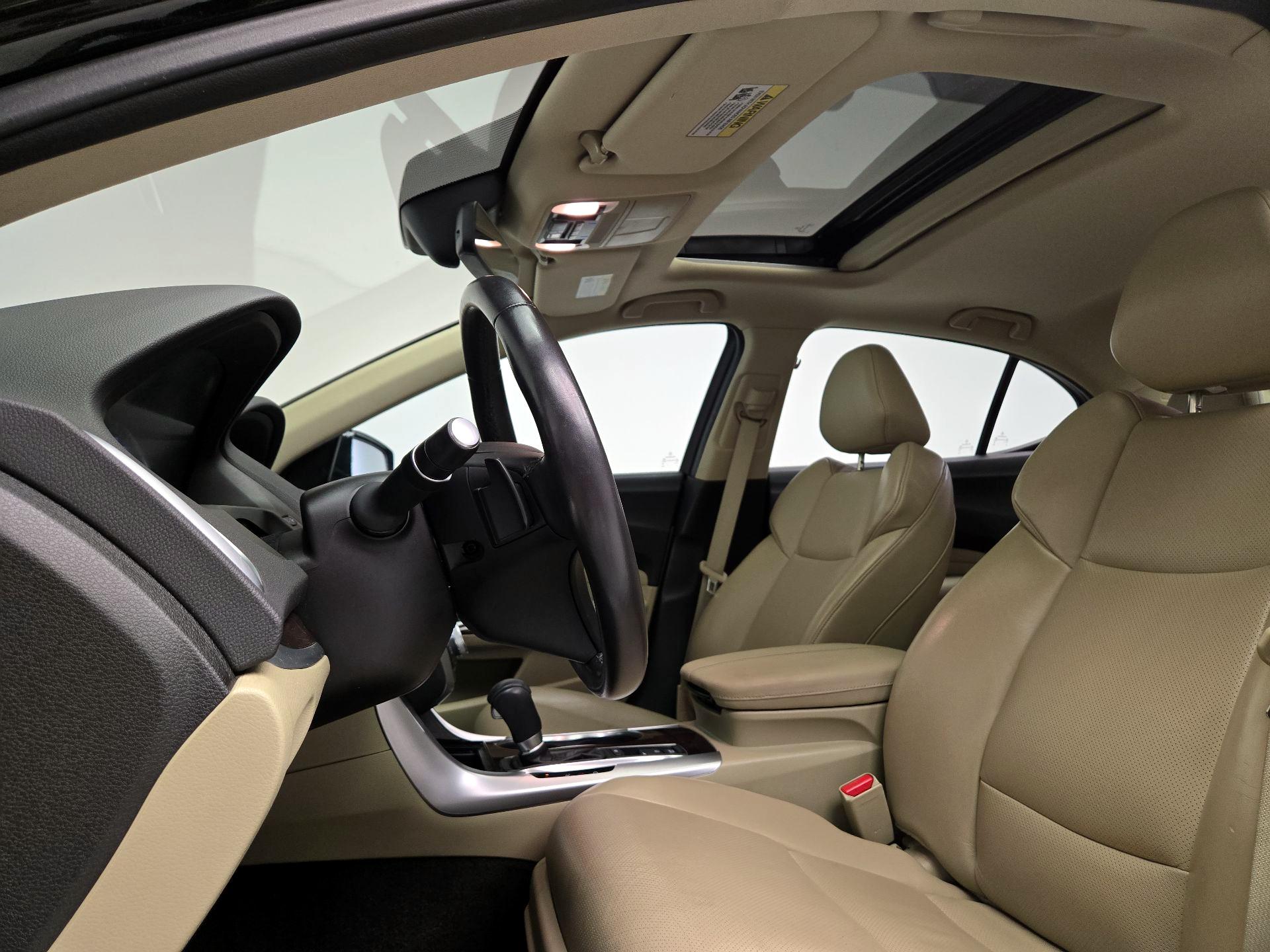 Thumbnail: 2015 Acura TLX - 20