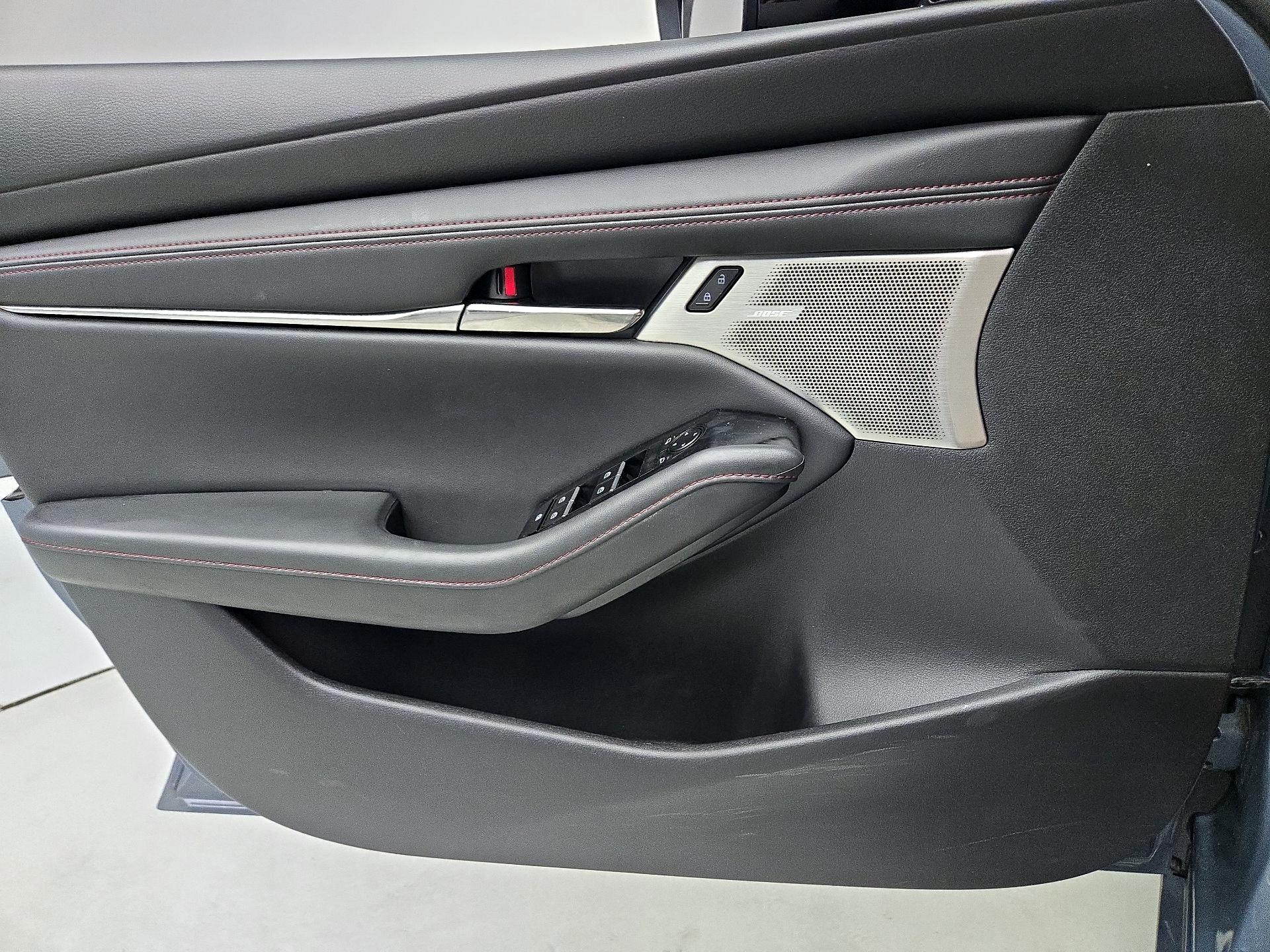 Thumbnail: 2023 Mazda Mazda3 - 12