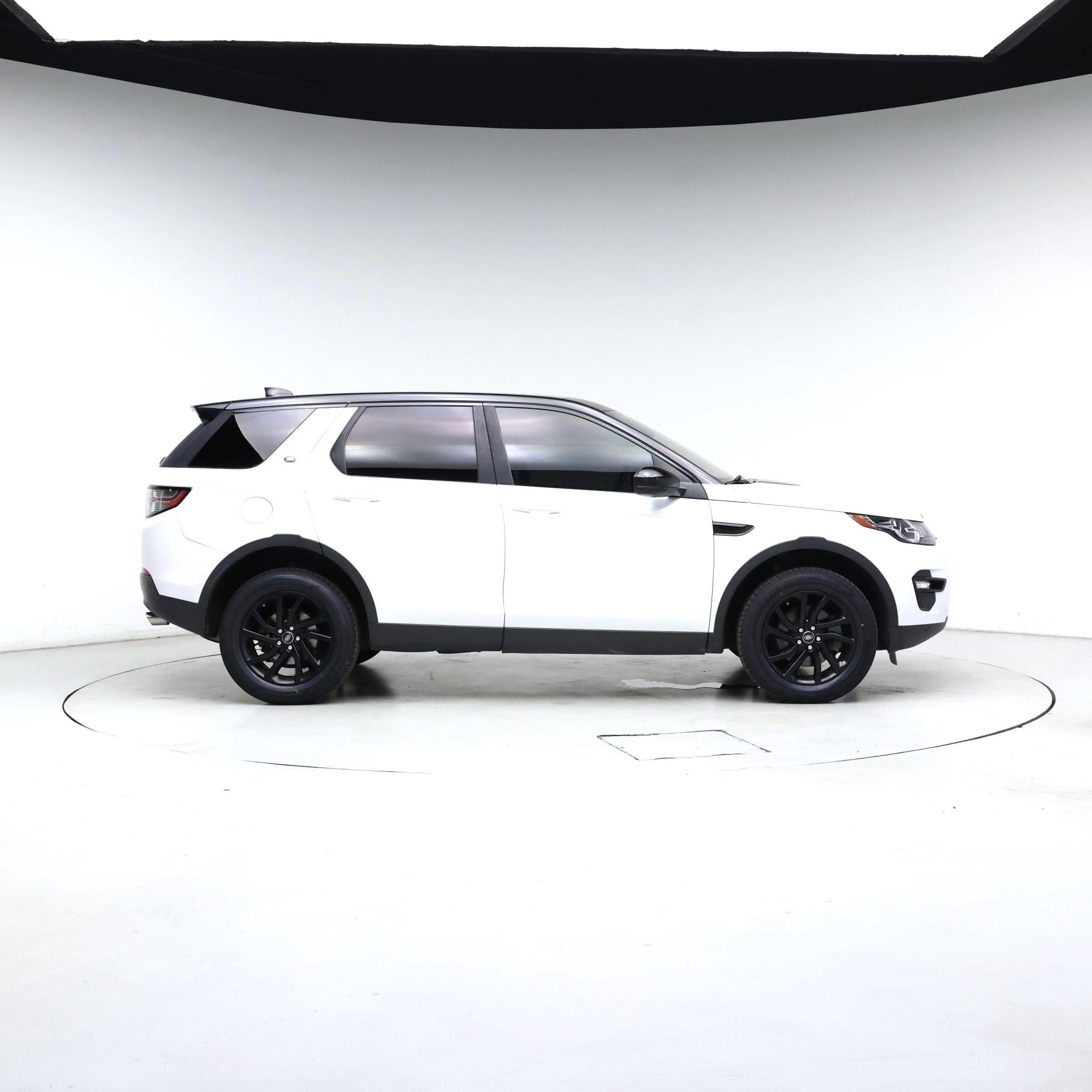 Thumbnail: 2019 Land Rover Discovery Sport - 7