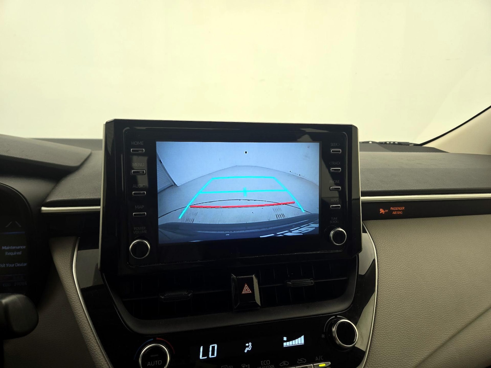2020 Toyota Corolla LE - Photo 15