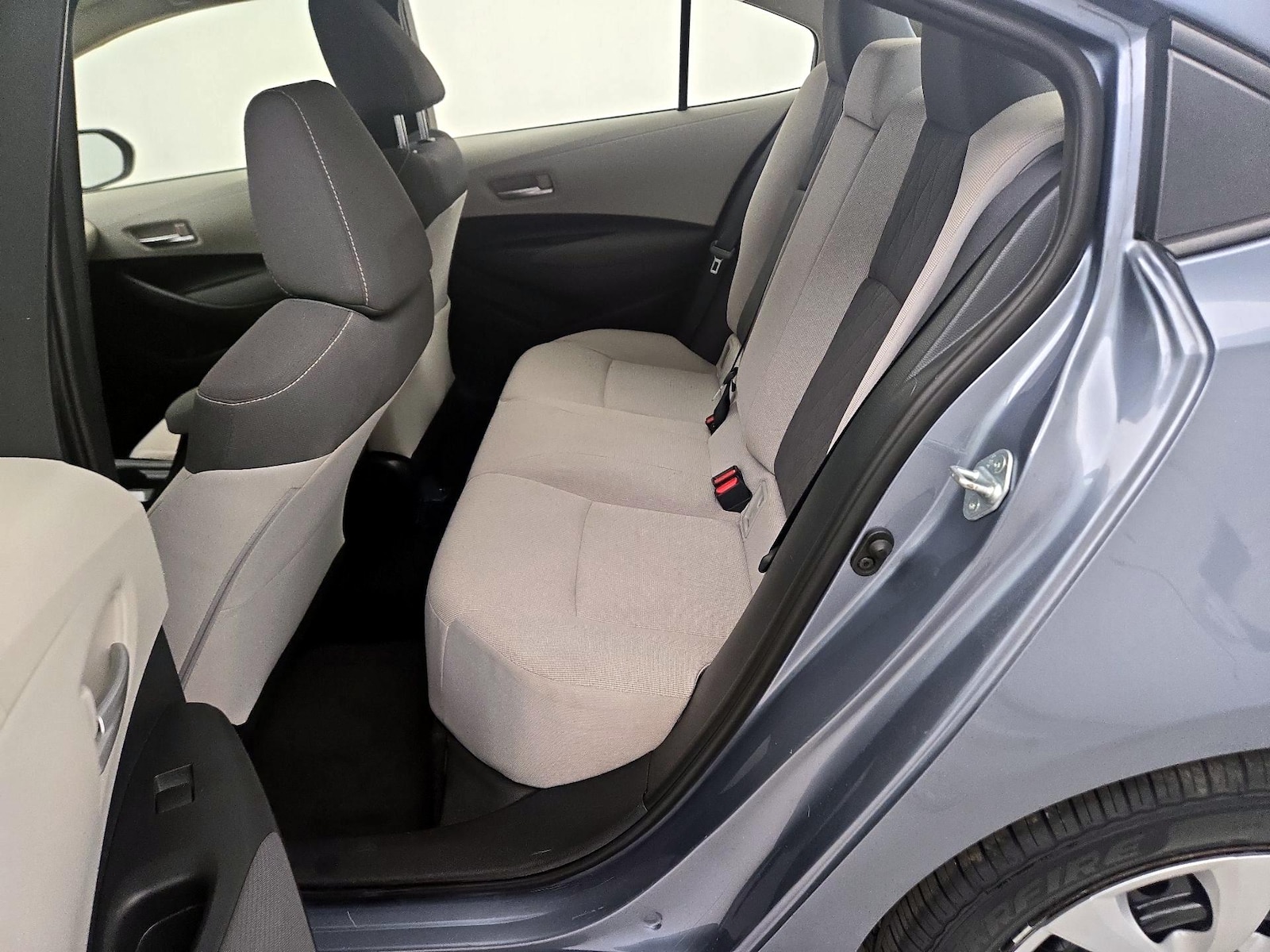 2020 Toyota Corolla LE - Photo 20