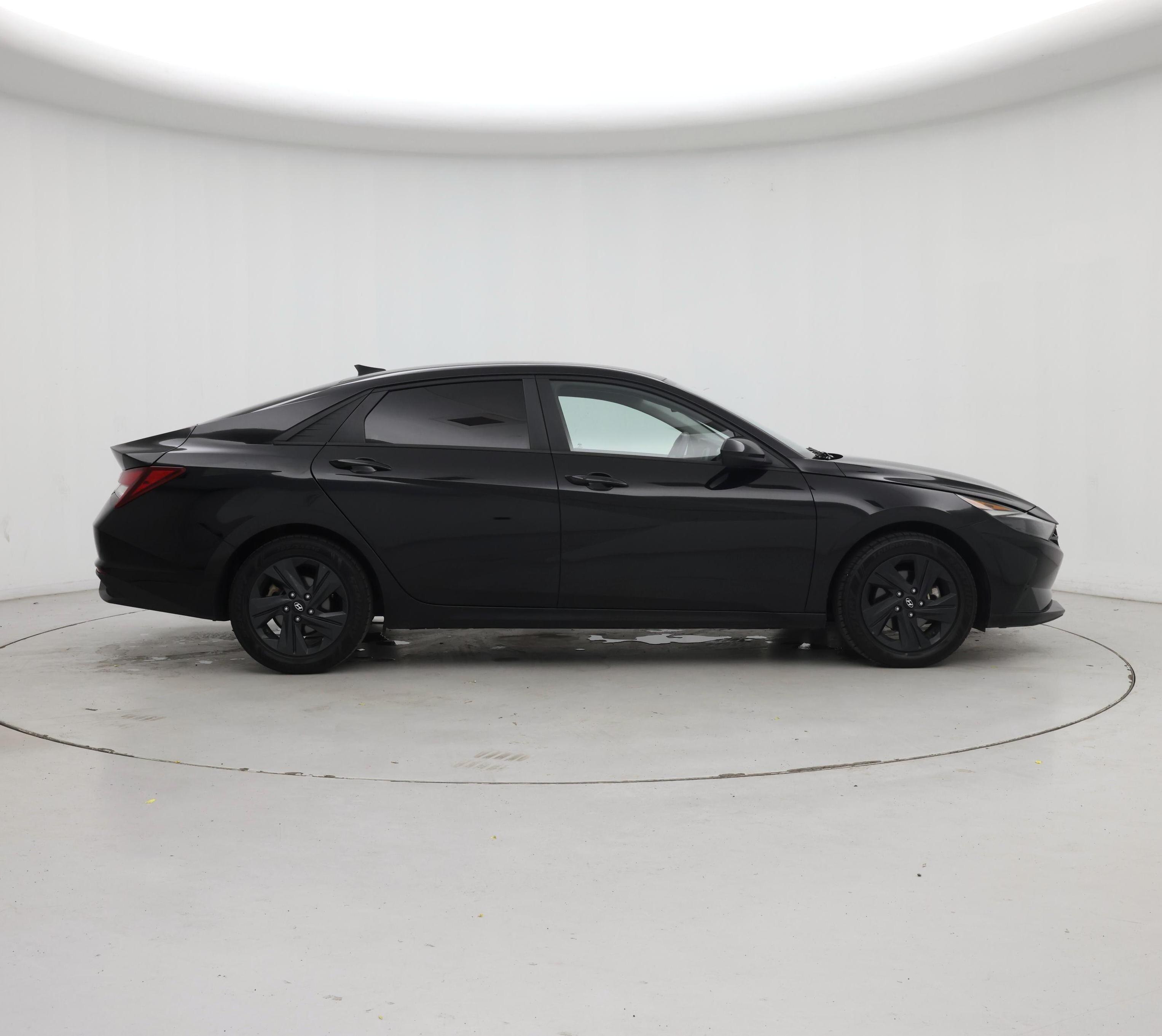 Thumbnail: 2023 Hyundai Elantra - 7