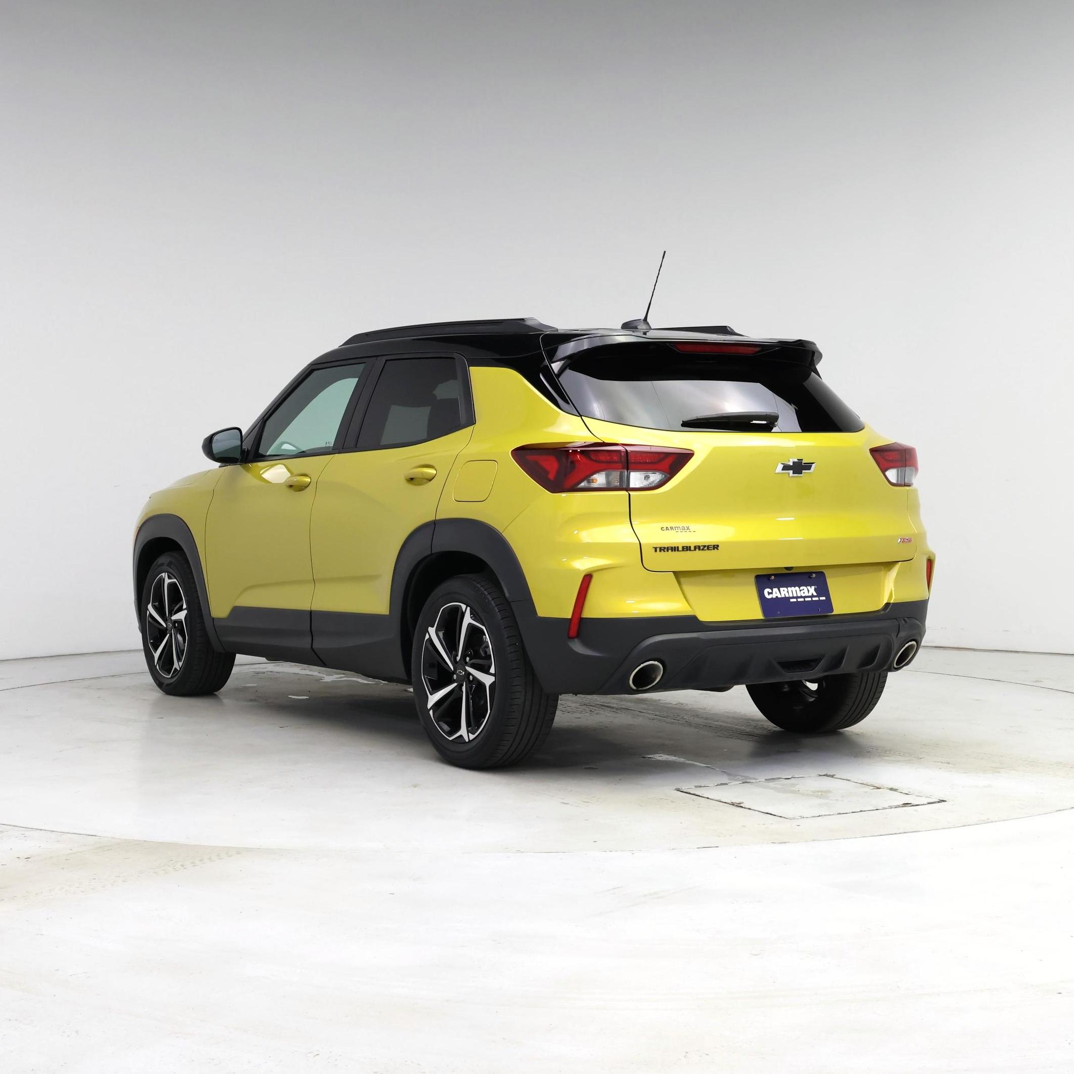 Thumbnail: 2023 Chevrolet TrailBlazer - 2
