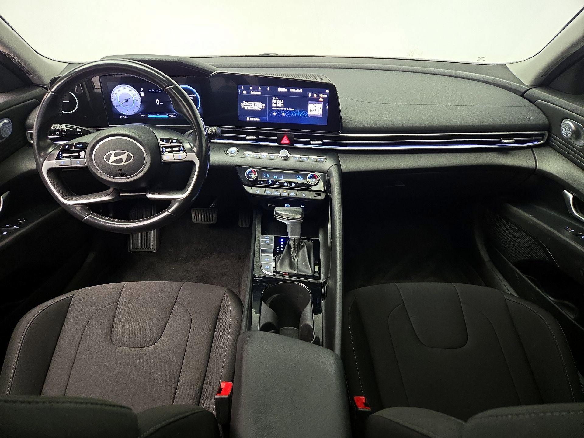 Thumbnail: 2024 Hyundai Elantra - 9