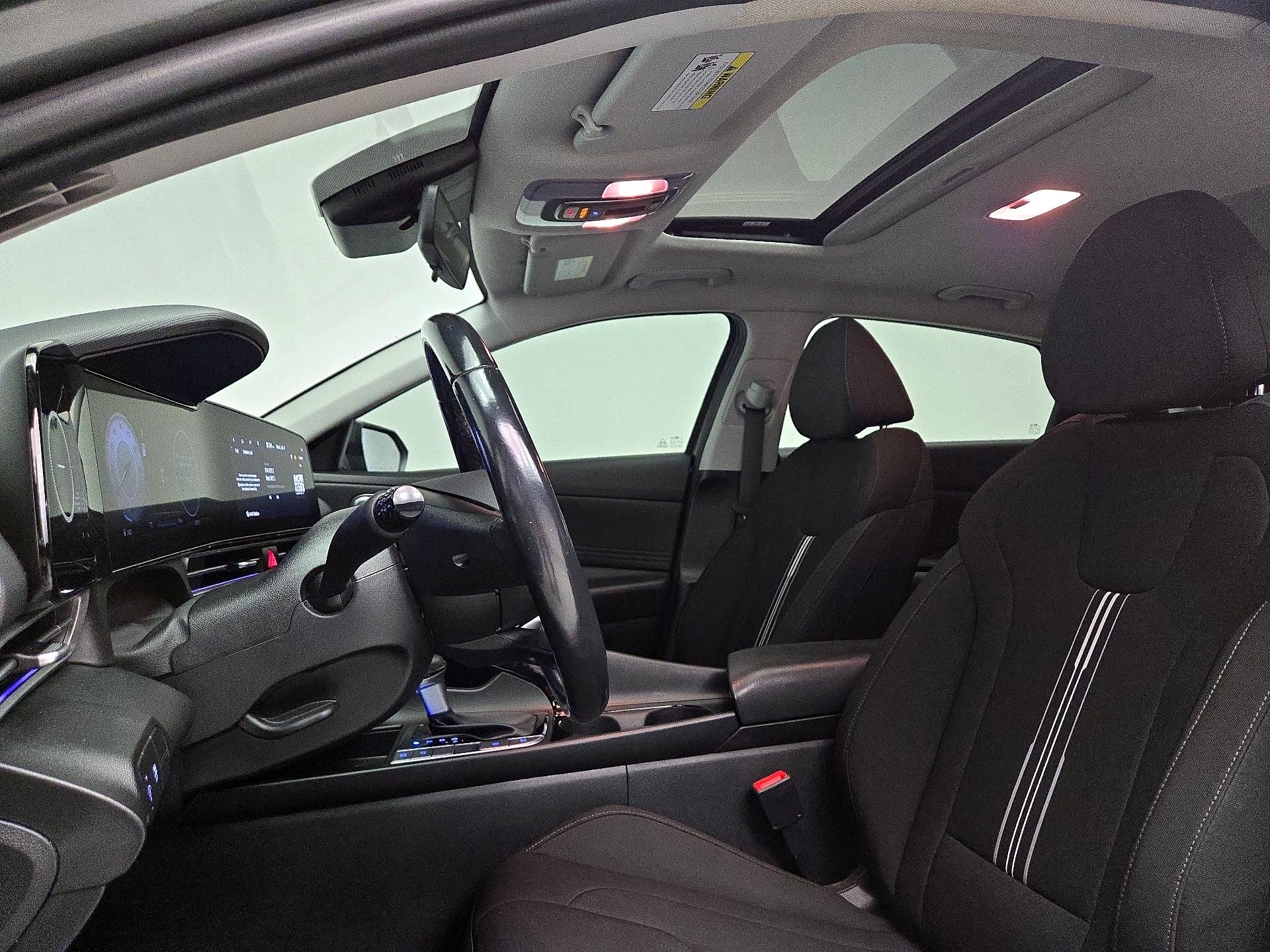 Thumbnail: 2024 Hyundai Elantra - 20