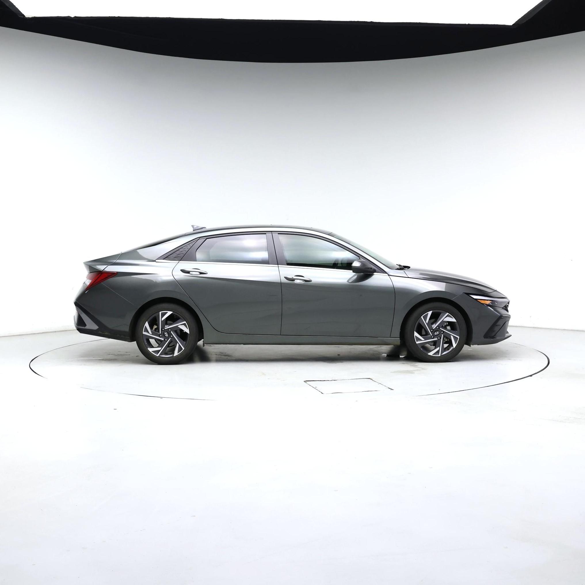 Thumbnail: 2024 Hyundai Elantra - 7