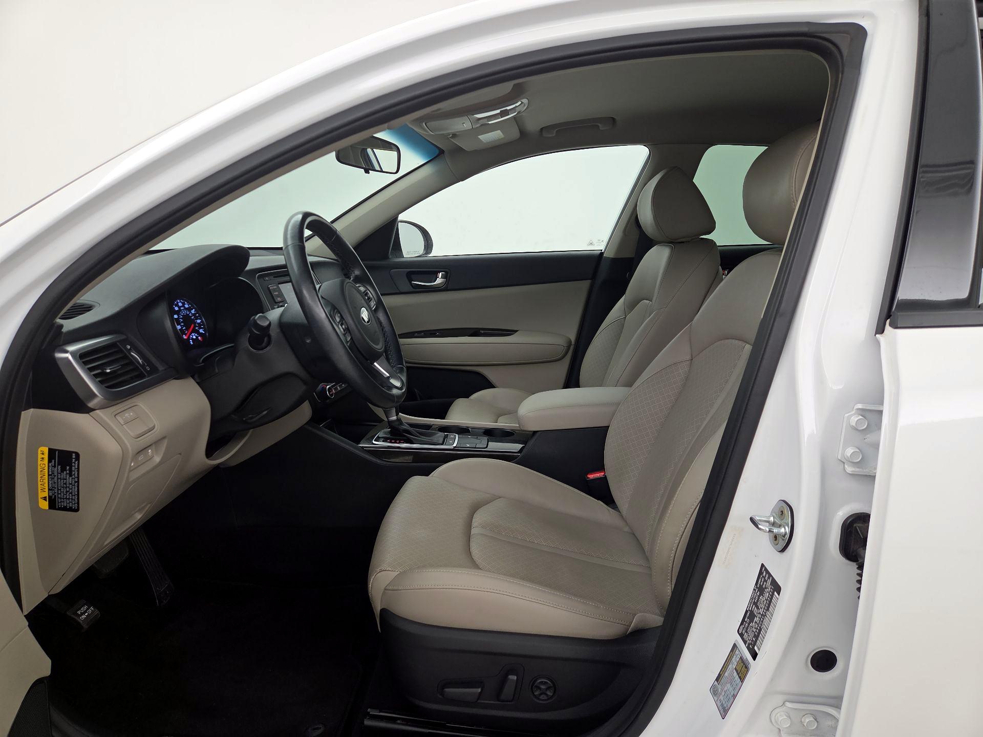 Thumbnail: 2016 Kia Optima - 11