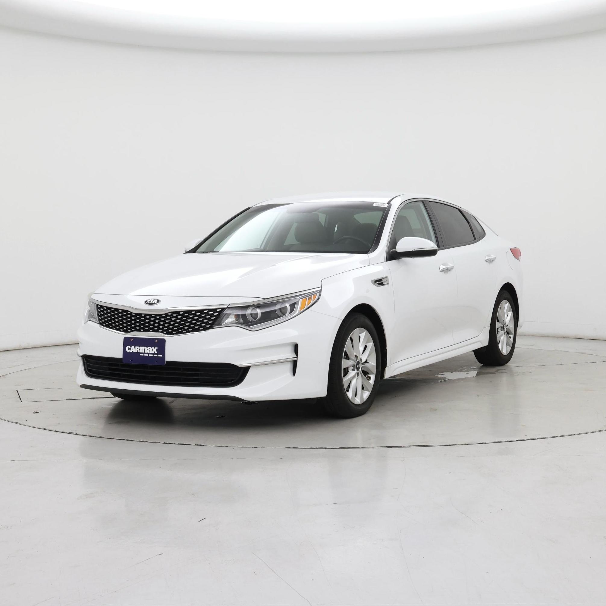 Thumbnail: 2016 Kia Optima - 4