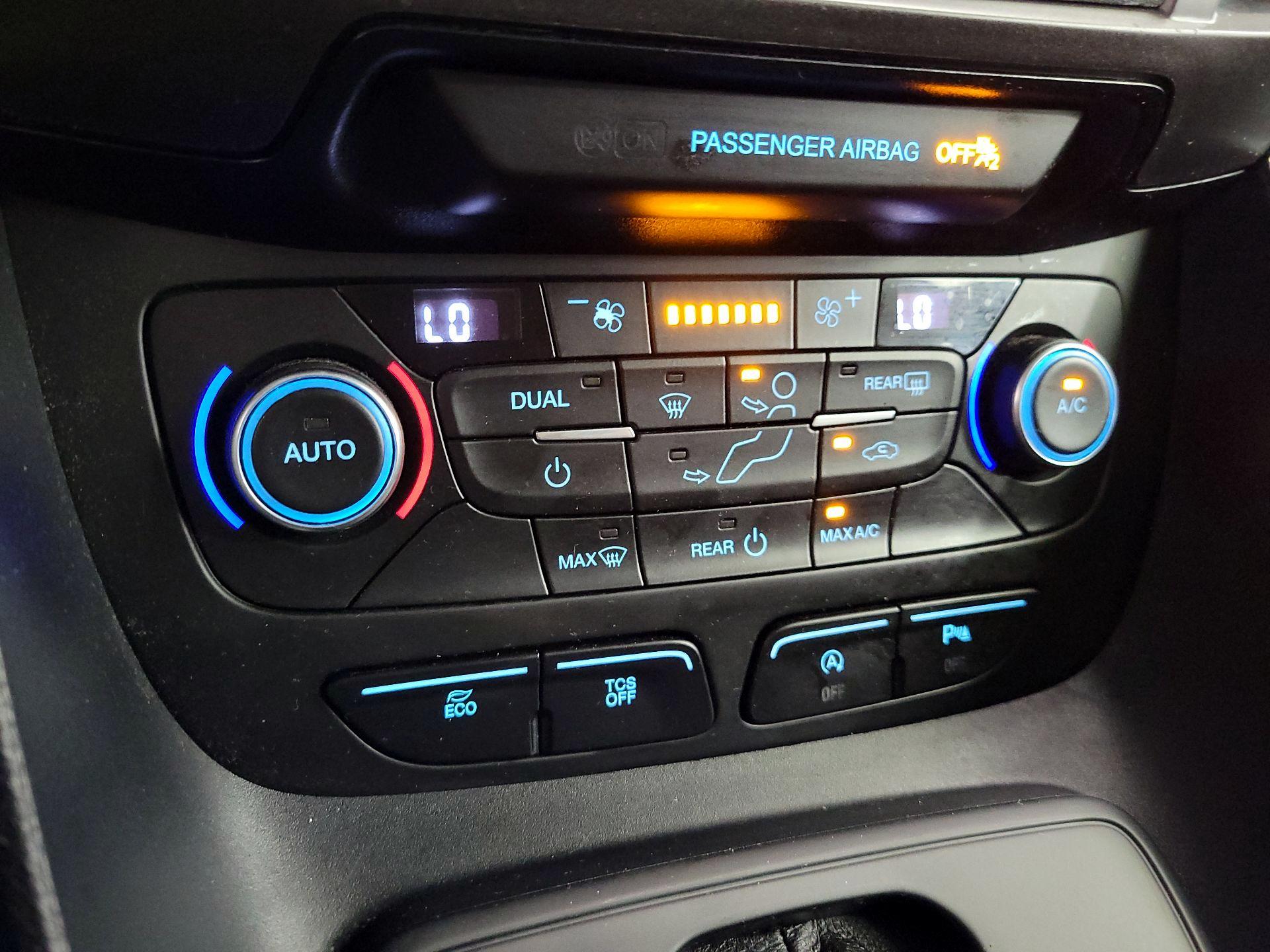 Thumbnail: 2020 Ford Transit Series - 17