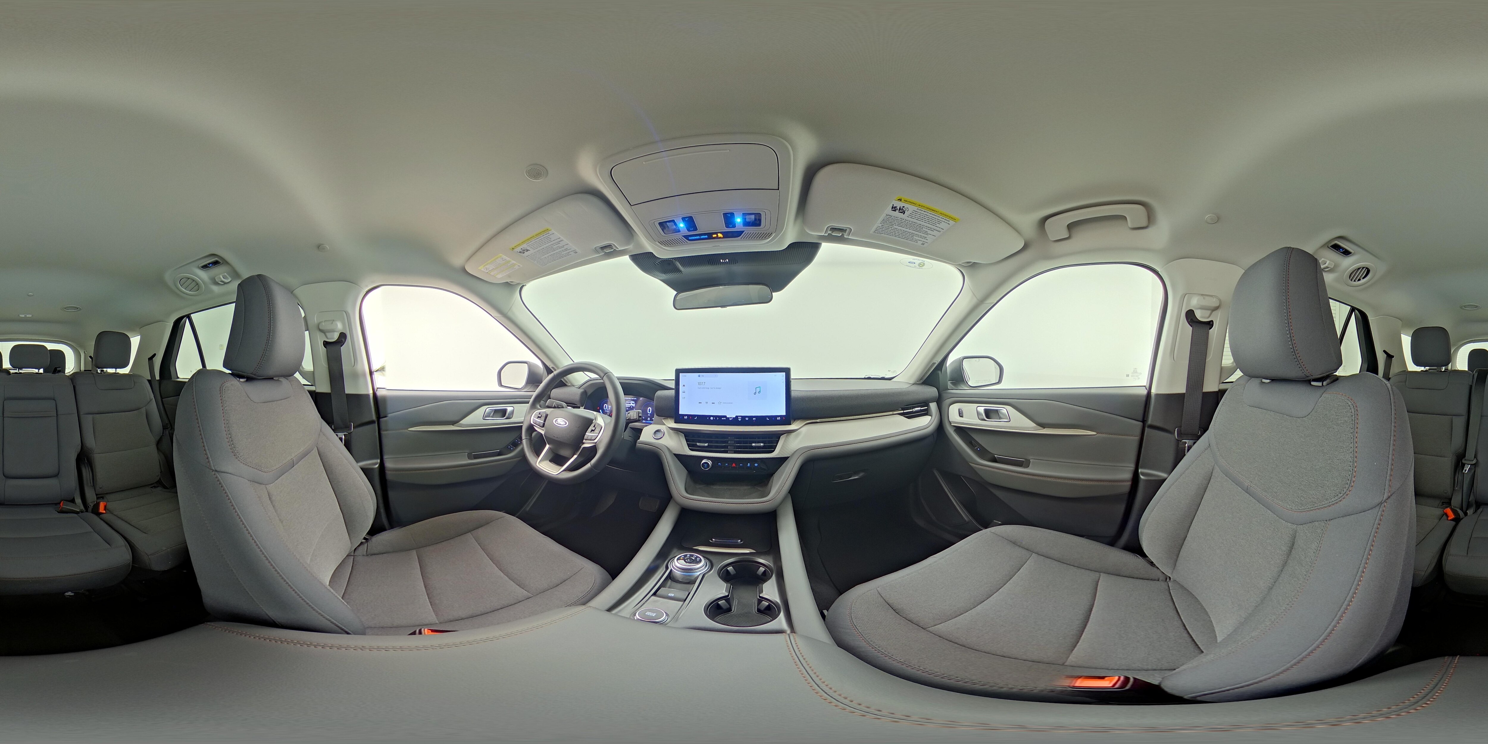2025 Ford Explorer Active - Photo 26