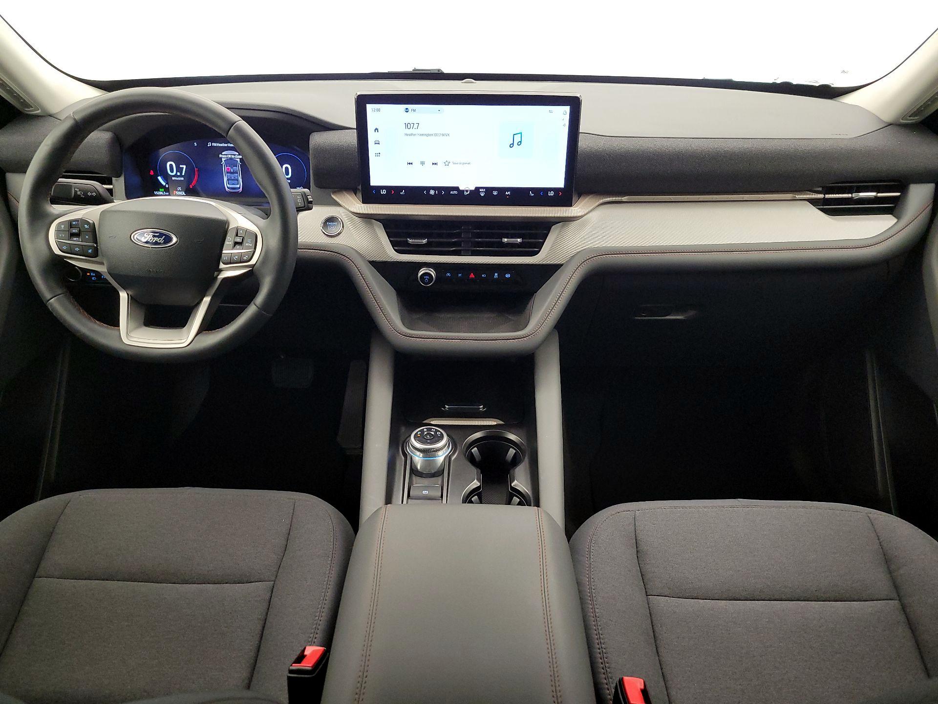 Thumbnail: 2025 Ford Explorer - 9