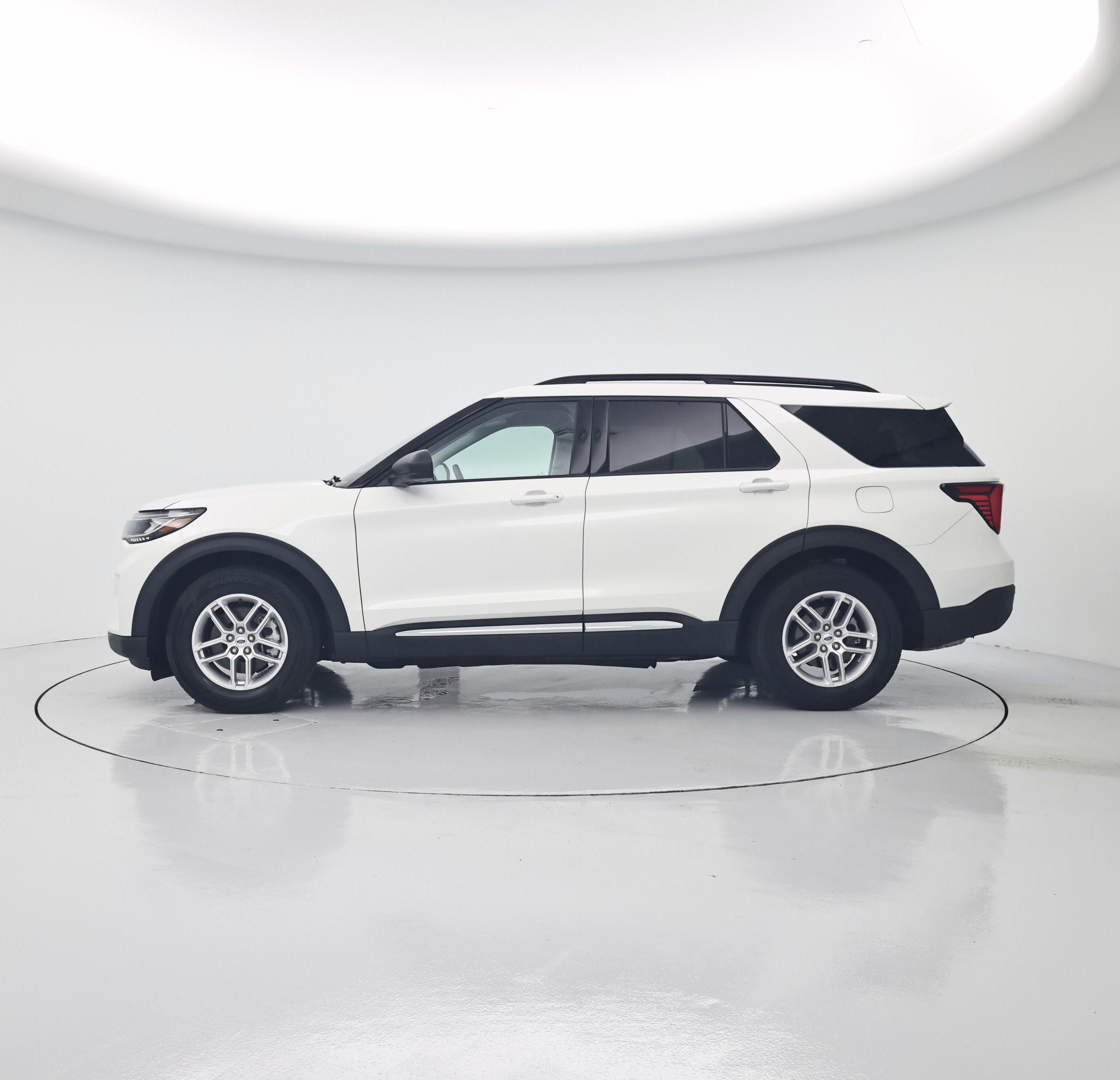 Thumbnail: 2025 Ford Explorer - 3