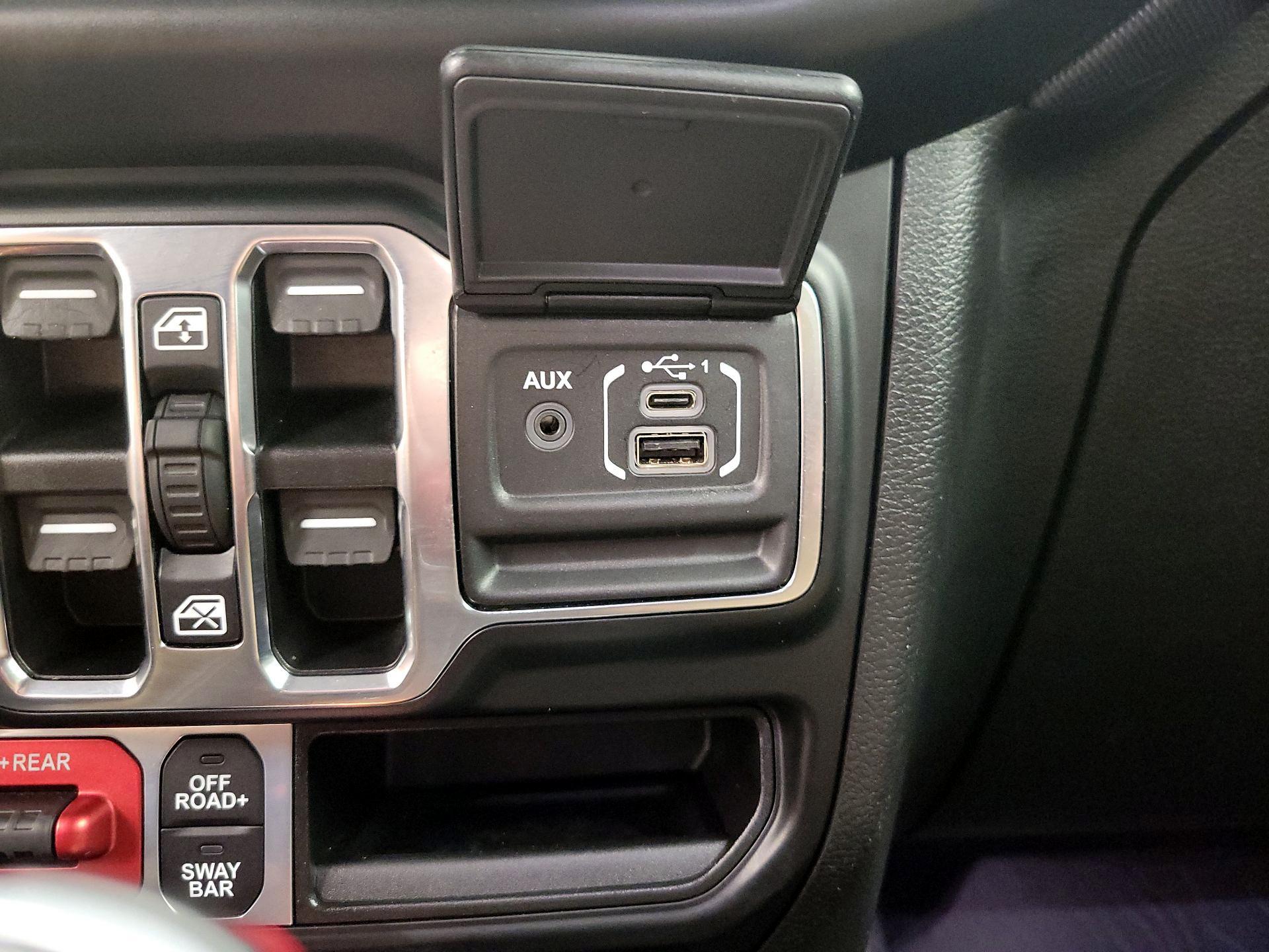 Thumbnail: 2022 Jeep Gladiator - 19