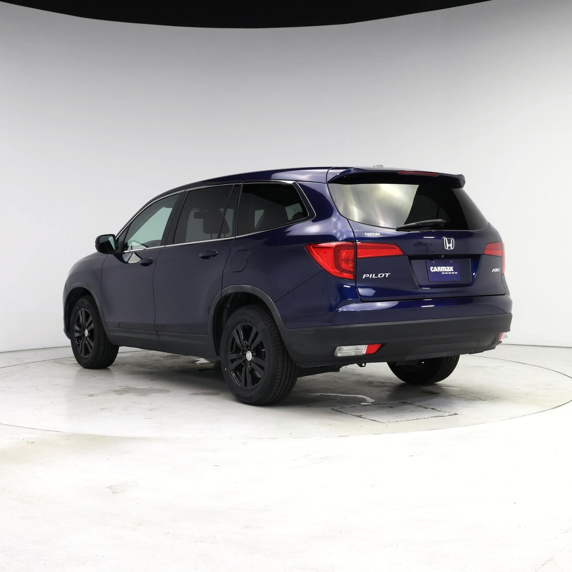 Thumbnail: 2017 Honda Pilot - 2