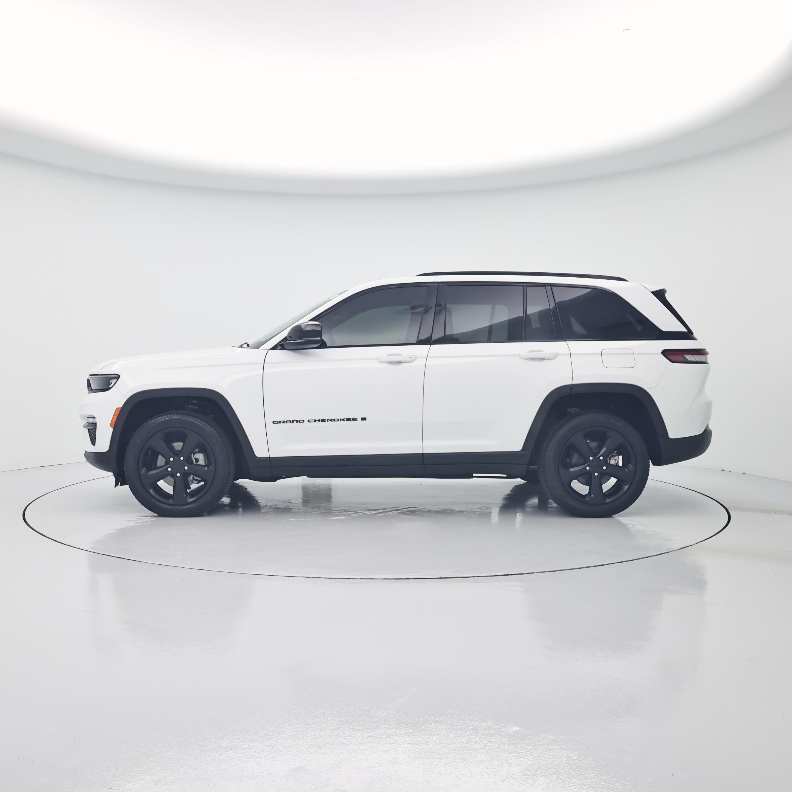 Thumbnail: 2025 Jeep Grand Cherokee - 3