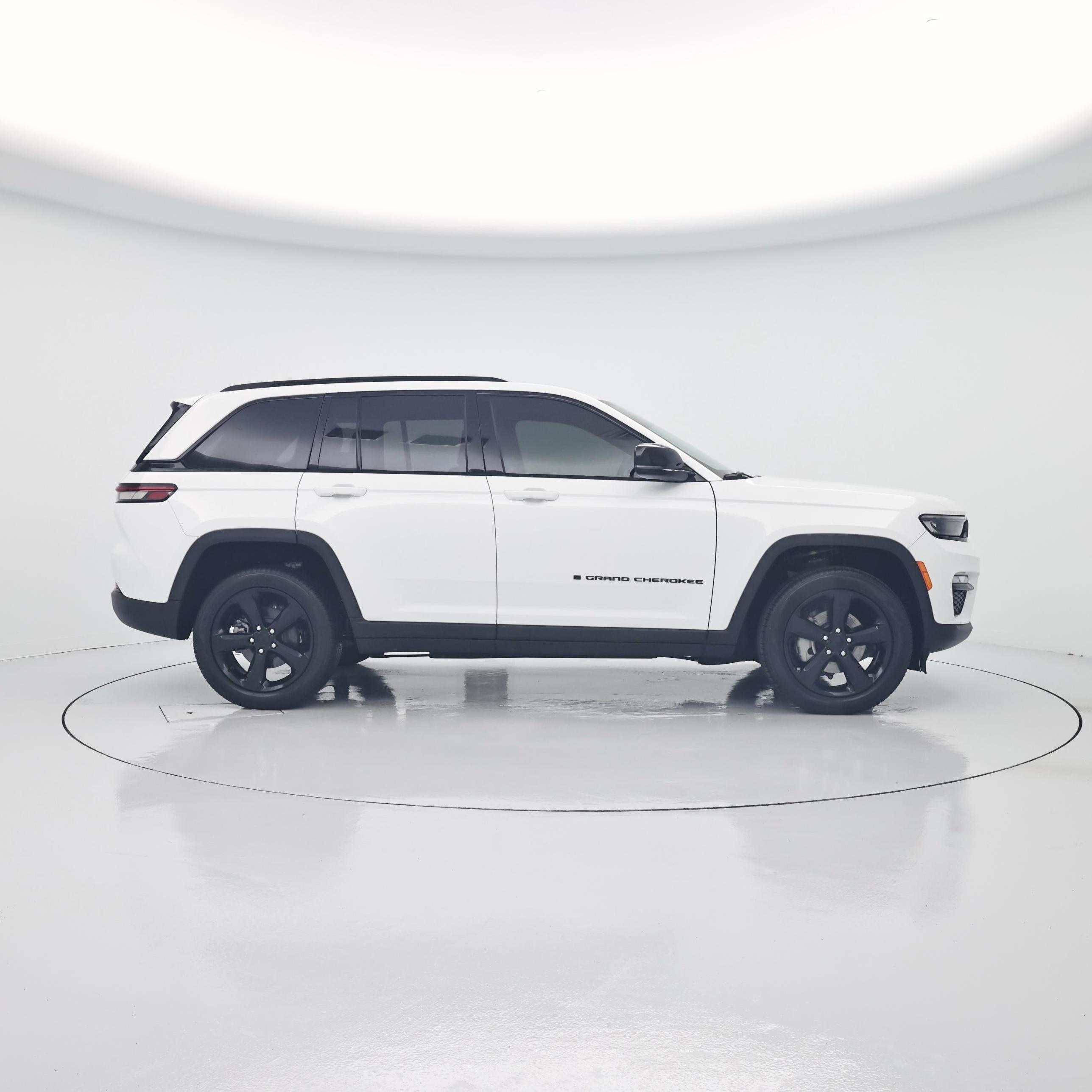 Thumbnail: 2025 Jeep Grand Cherokee - 7