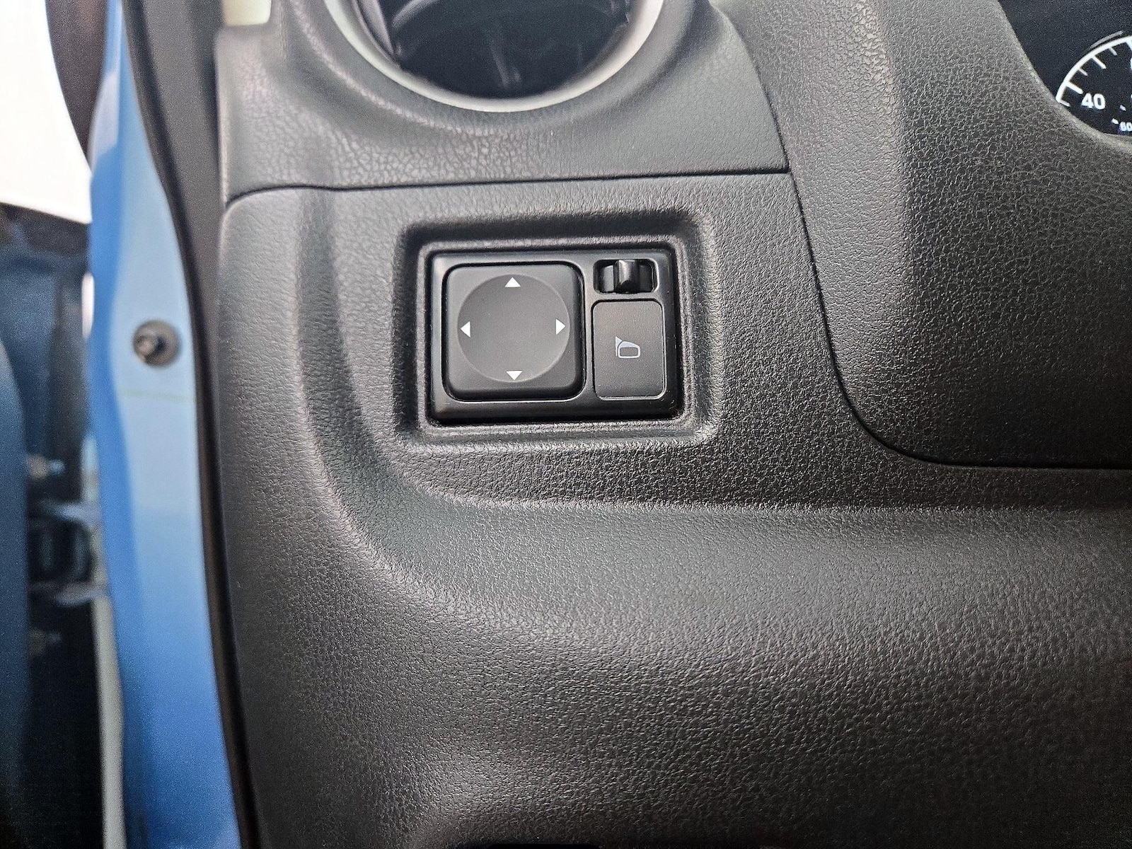 2015 Nissan Versa Note SV - Photo 14