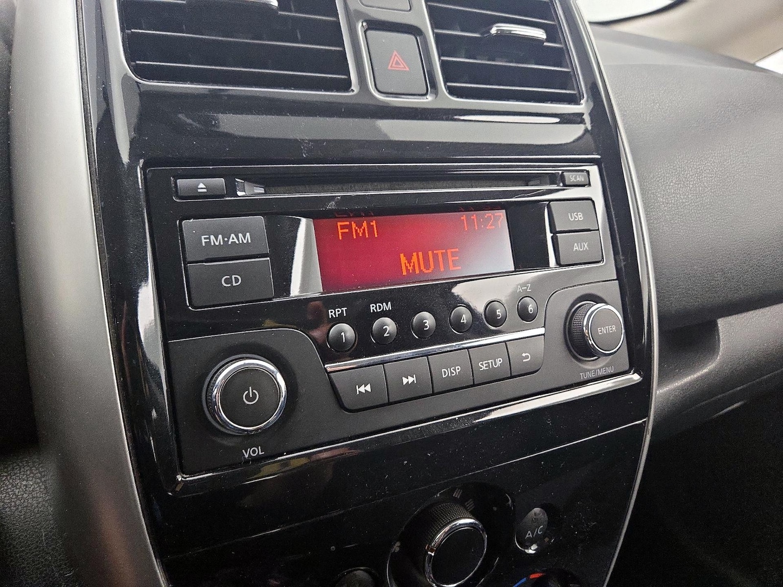 2015 Nissan Versa Note SV - Photo 15