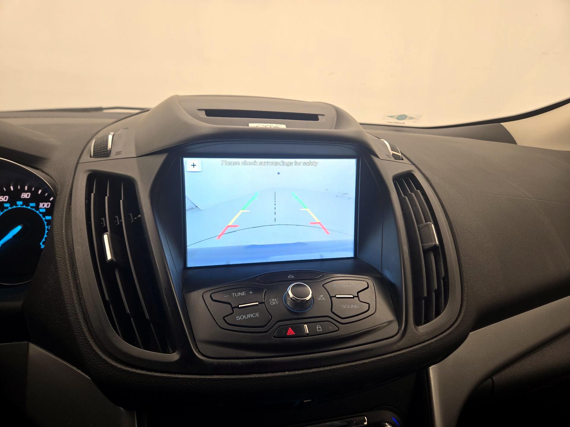 Thumbnail: 2016 Ford Escape - 14