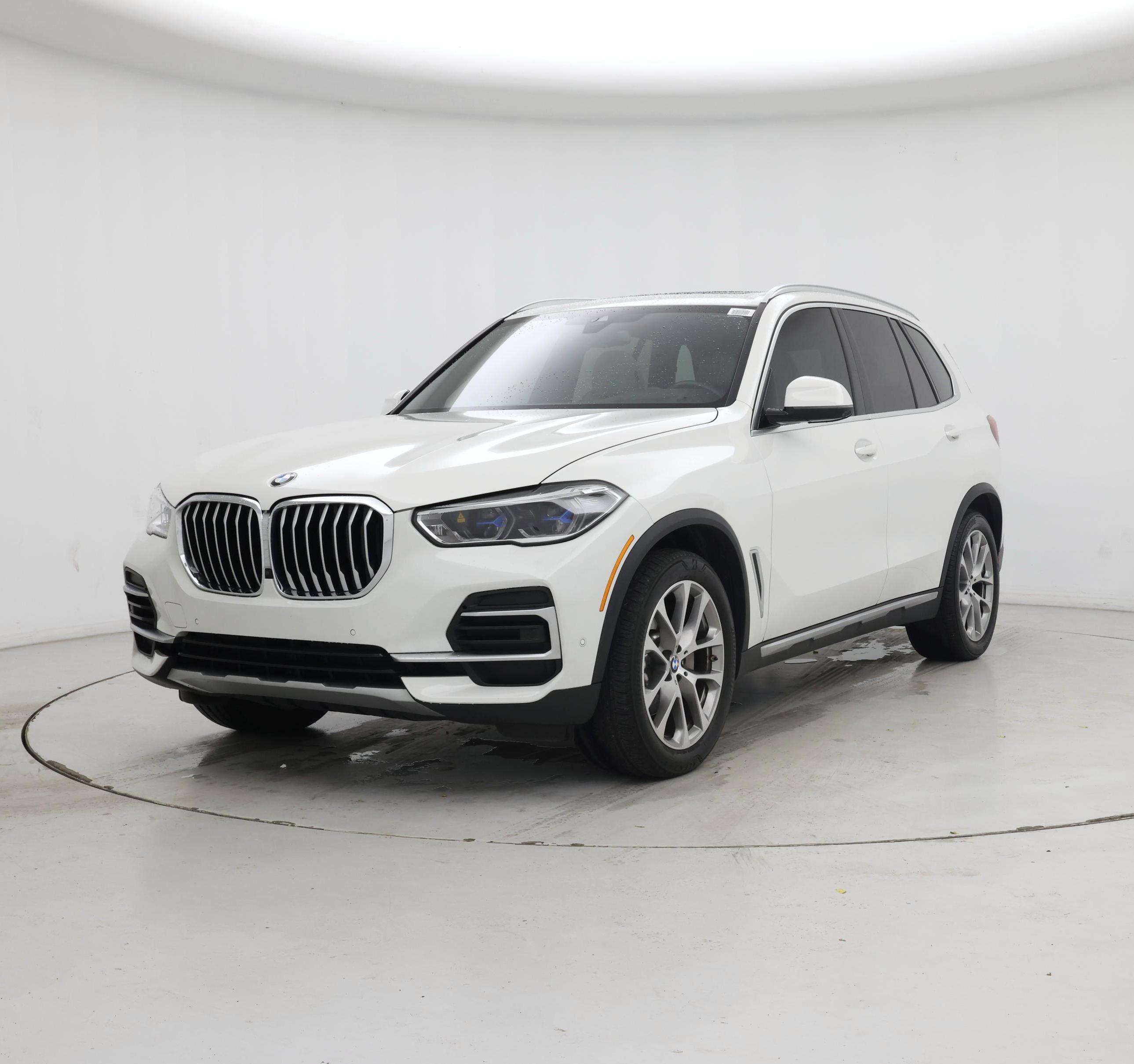 Thumbnail: 2023 BMW X5 - 4