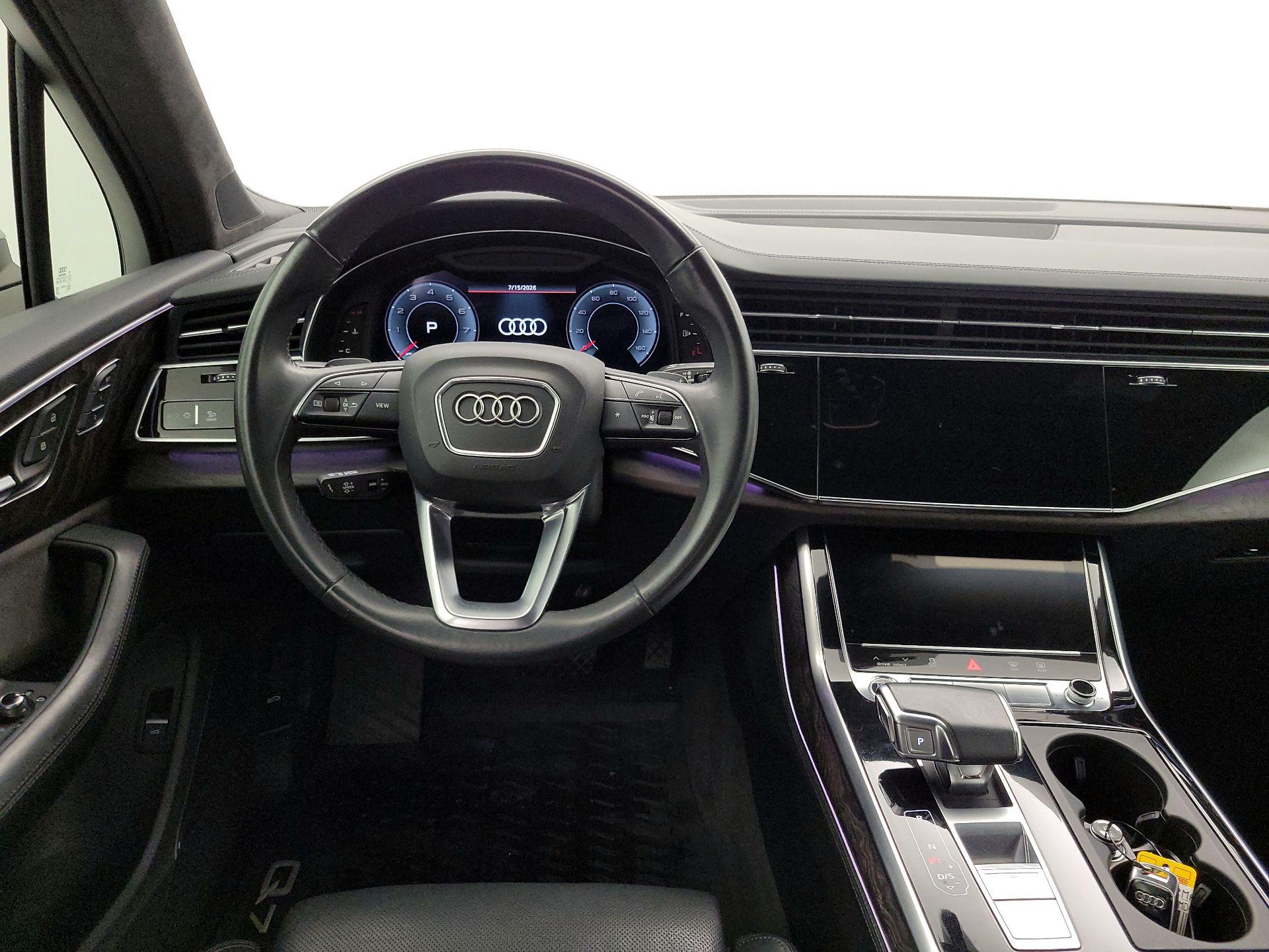 Thumbnail: 2021 Audi Q7 - 10