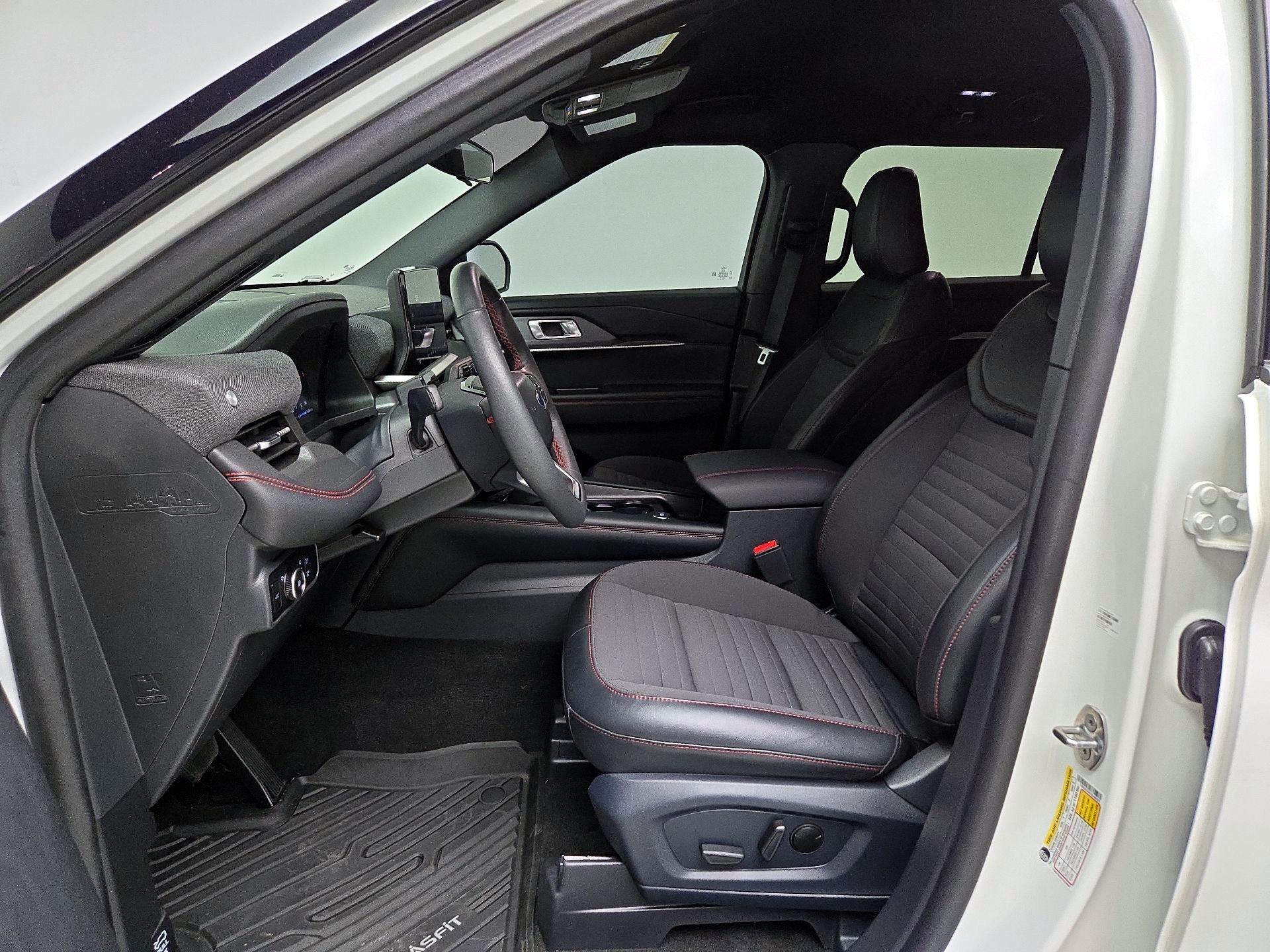 Thumbnail: 2025 Ford Explorer - 11