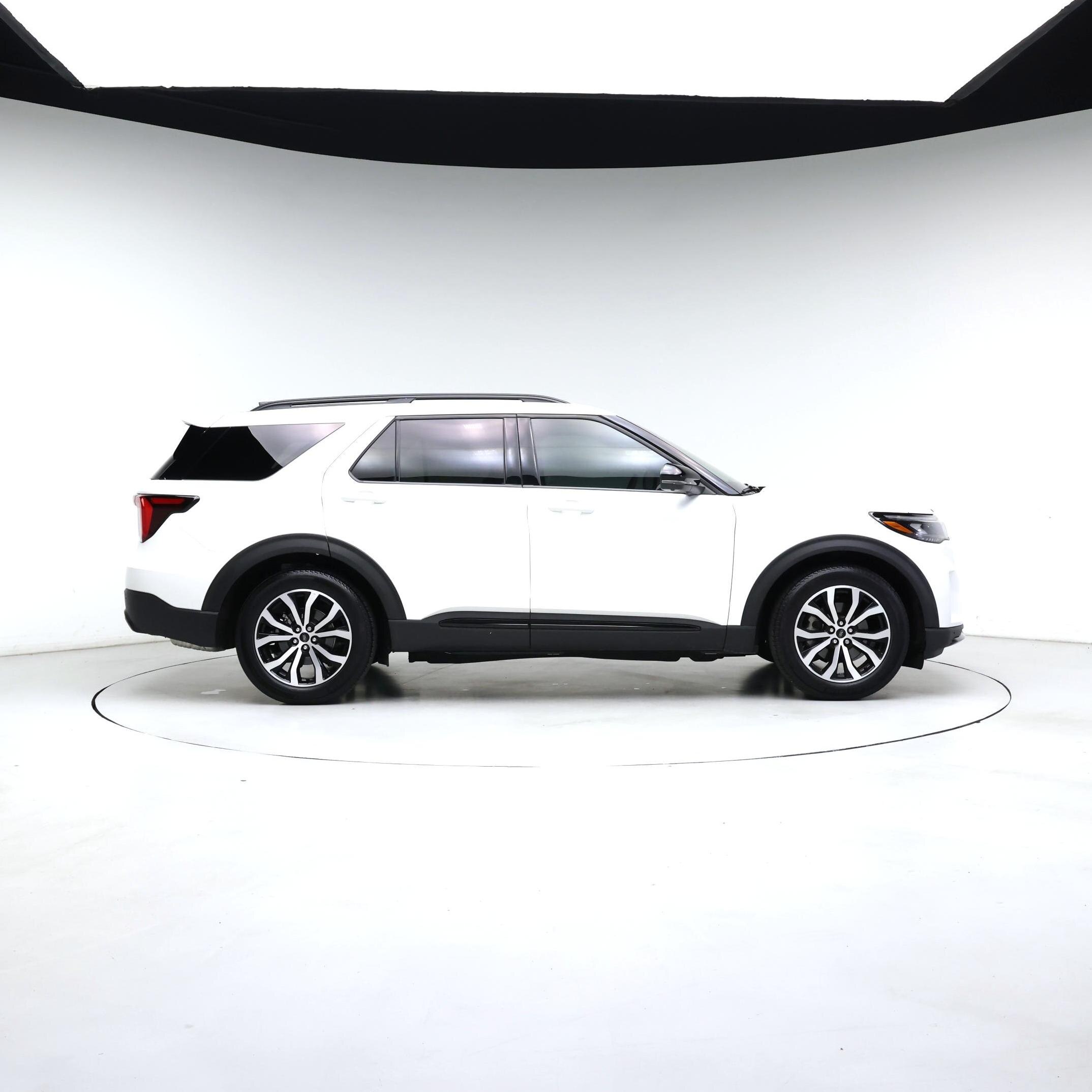 Thumbnail: 2025 Ford Explorer - 7