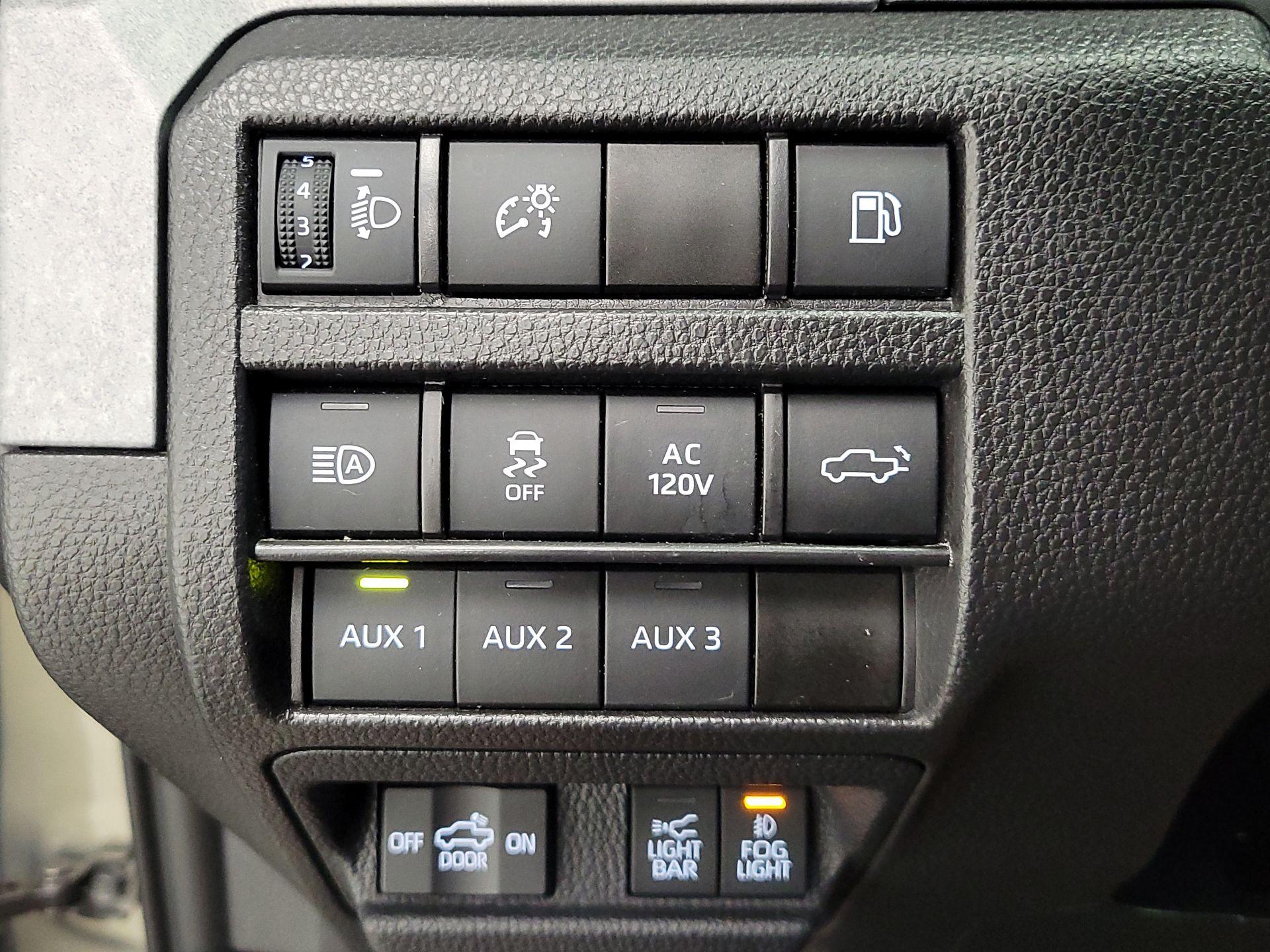 Thumbnail: 2024 Toyota Tacoma - 13
