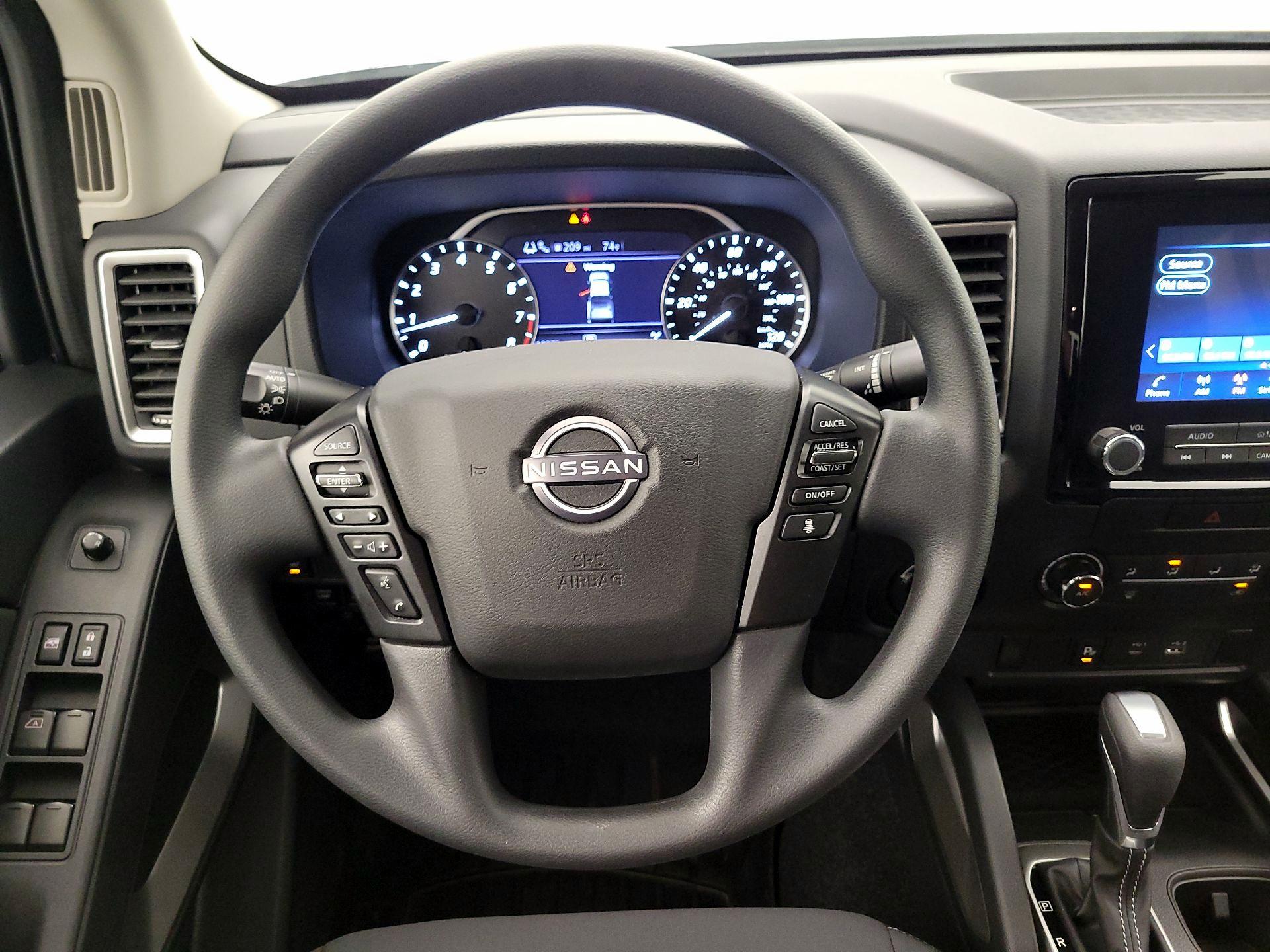 Thumbnail: 2023 Nissan Frontier - 10