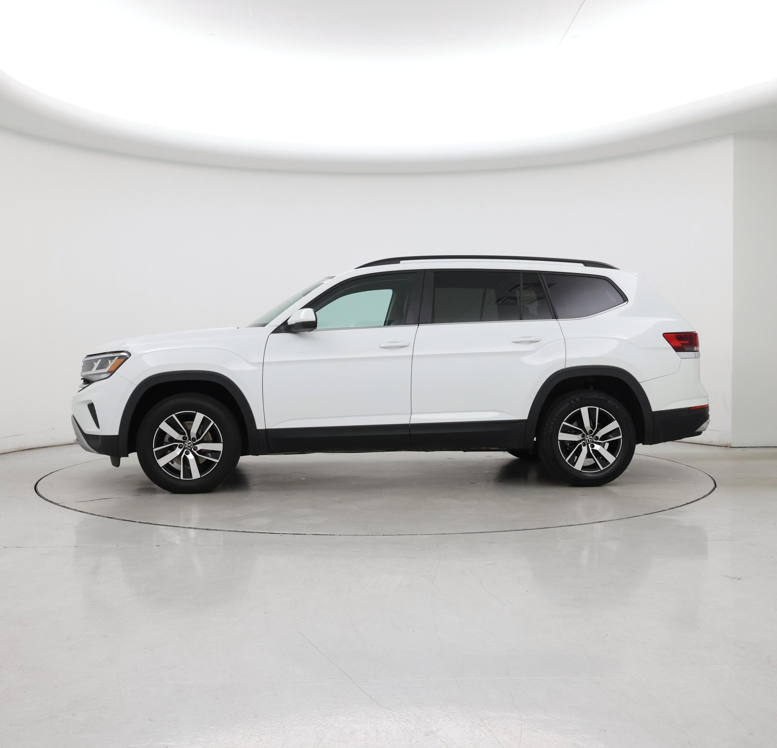 Thumbnail: 2023 Volkswagen Atlas - 3