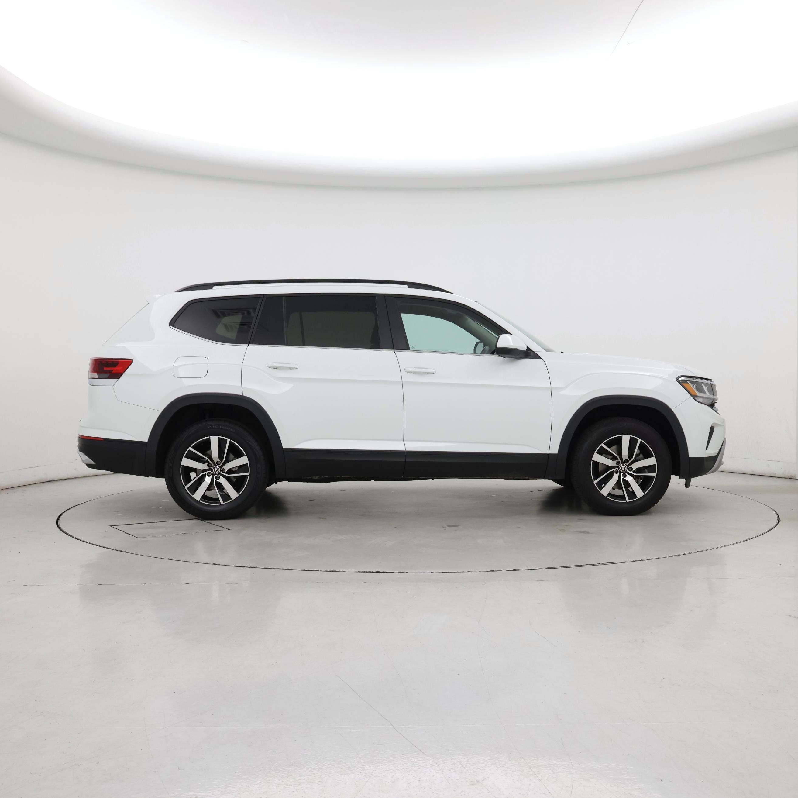 Thumbnail: 2023 Volkswagen Atlas - 7