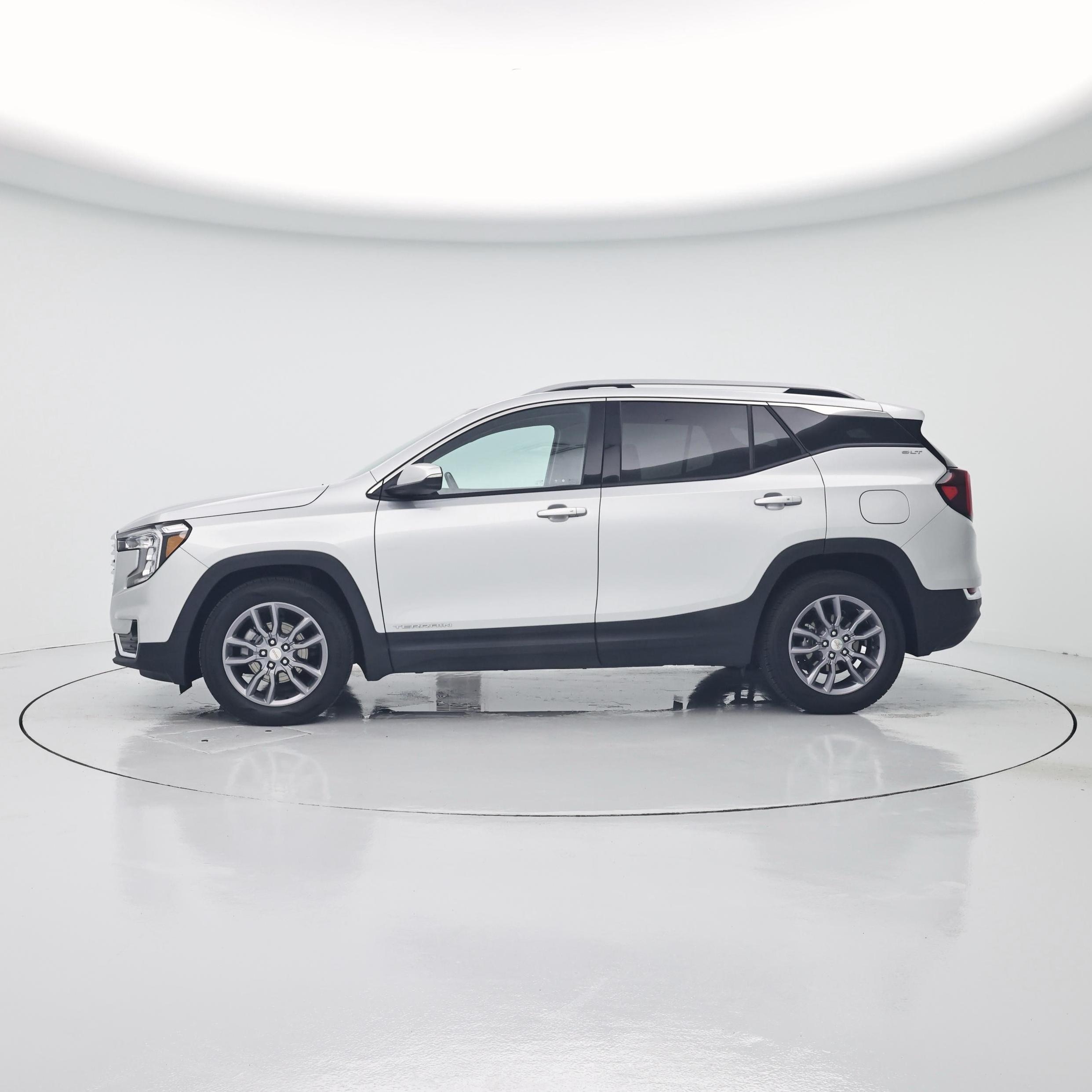 Thumbnail: 2022 GMC Terrain - 3