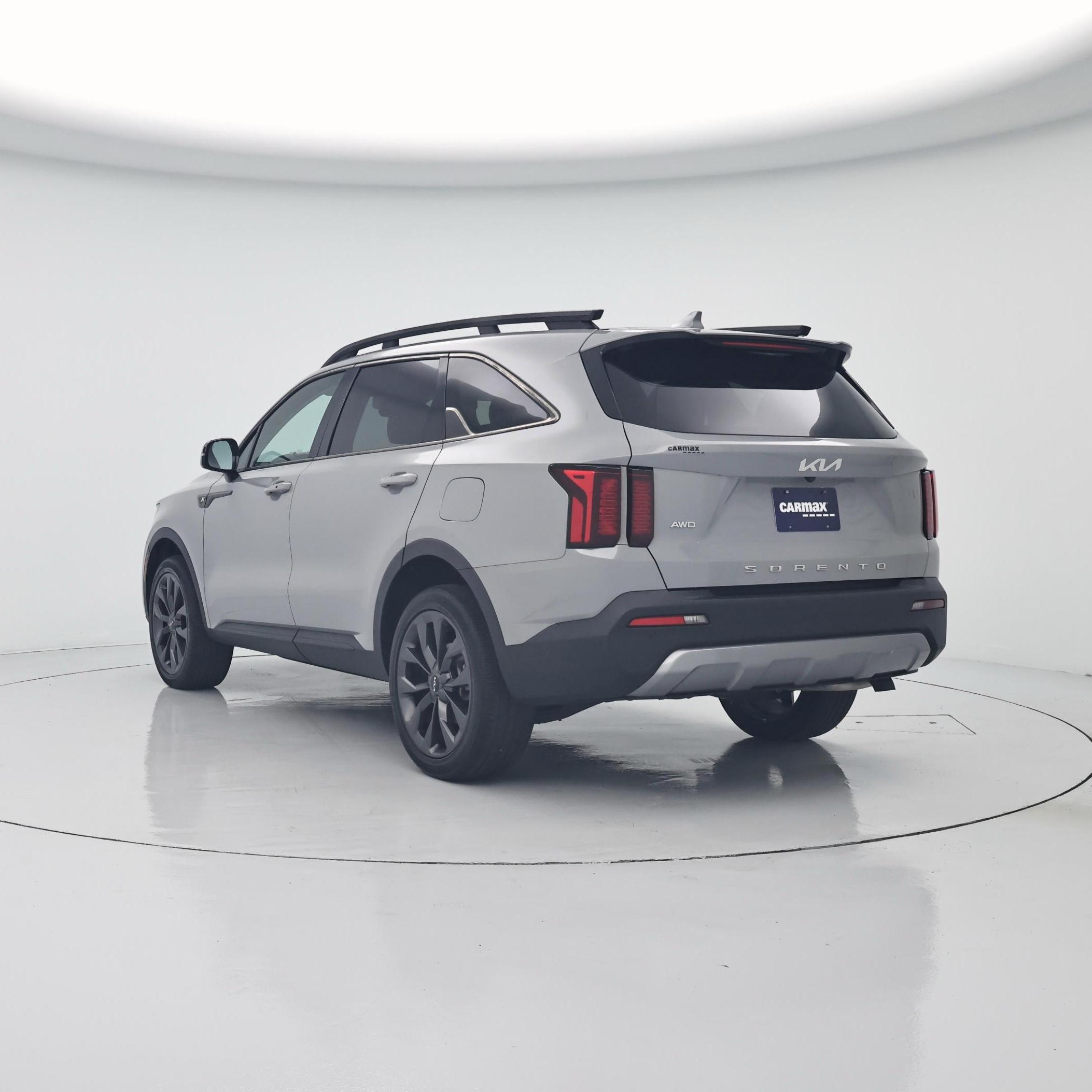 Thumbnail: 2022 Kia Sorento - 2