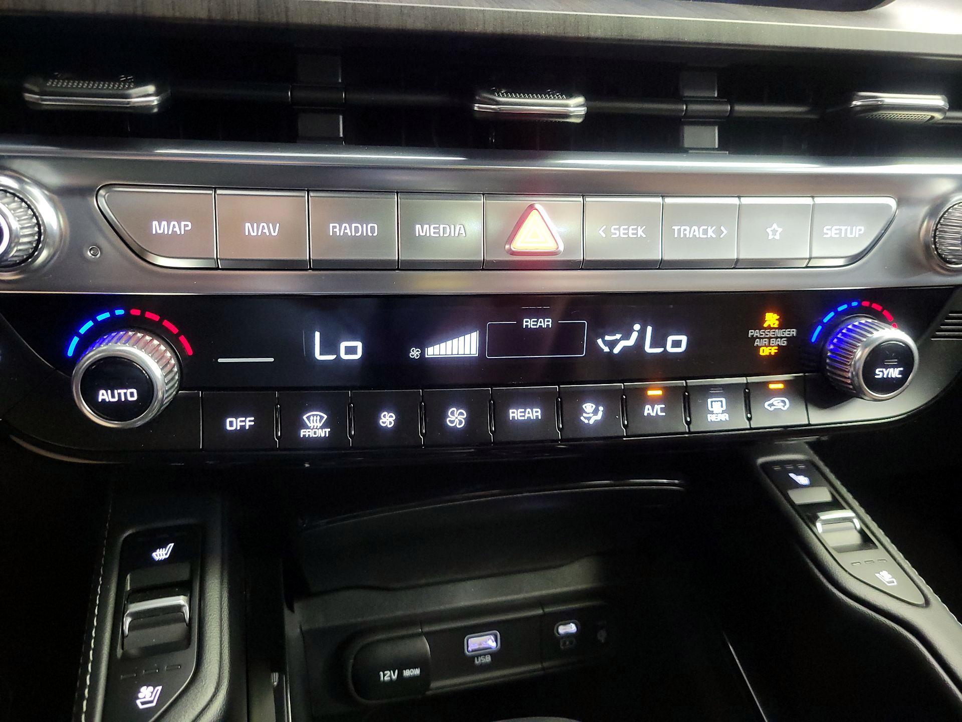 Thumbnail: 2023 Kia Telluride - 17