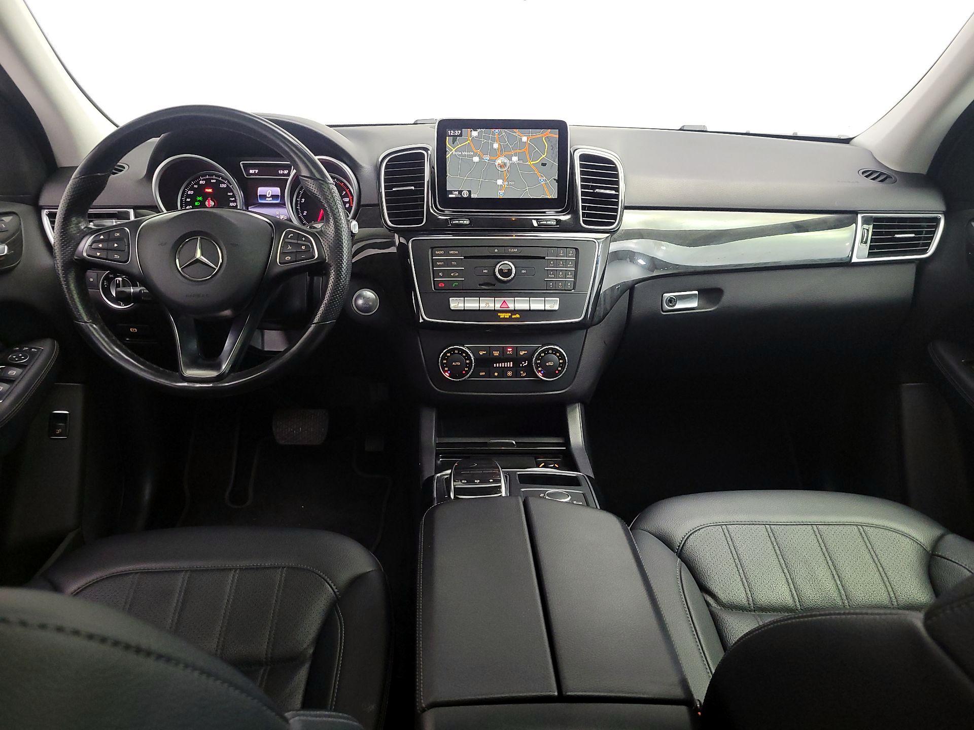 Thumbnail: 2016 Mercedes-Benz GLE - 9