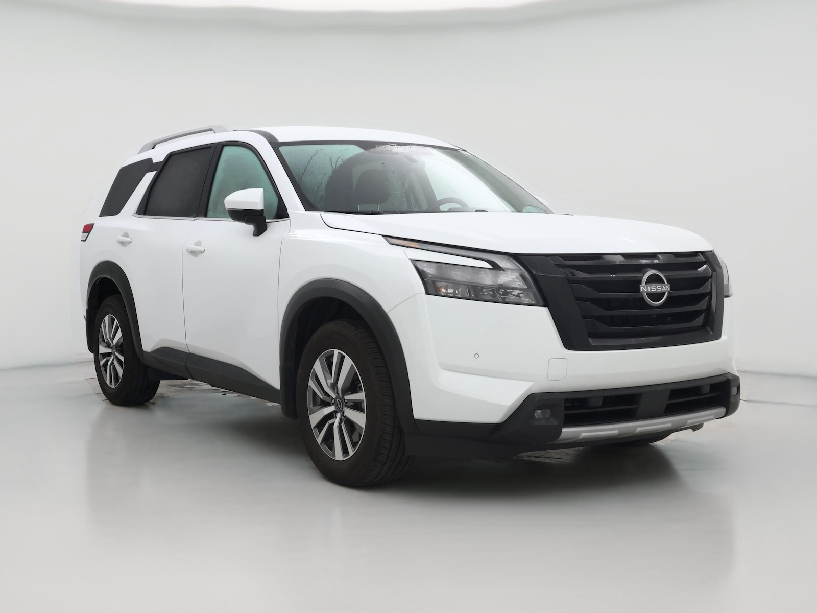2025 Nissan Pathfinder SL - Photo 1