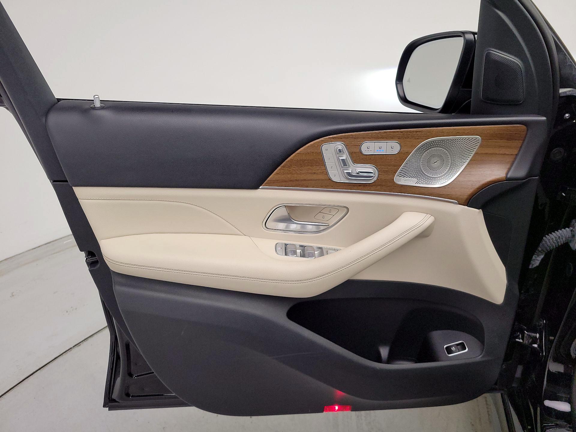 Thumbnail: 2023 Mercedes-Benz GLE - 12