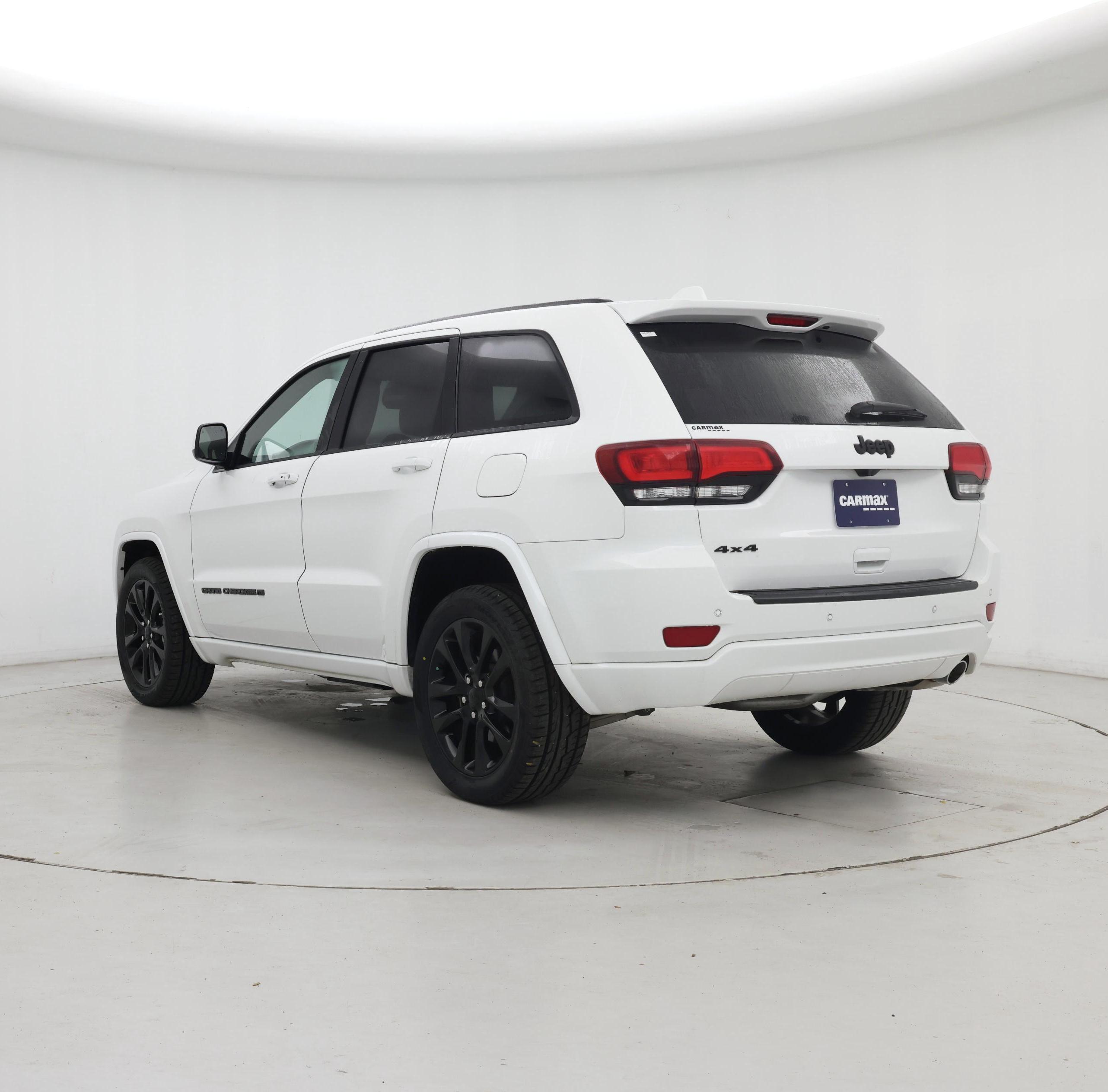 Thumbnail: 2022 Jeep Grand Cherokee - 2