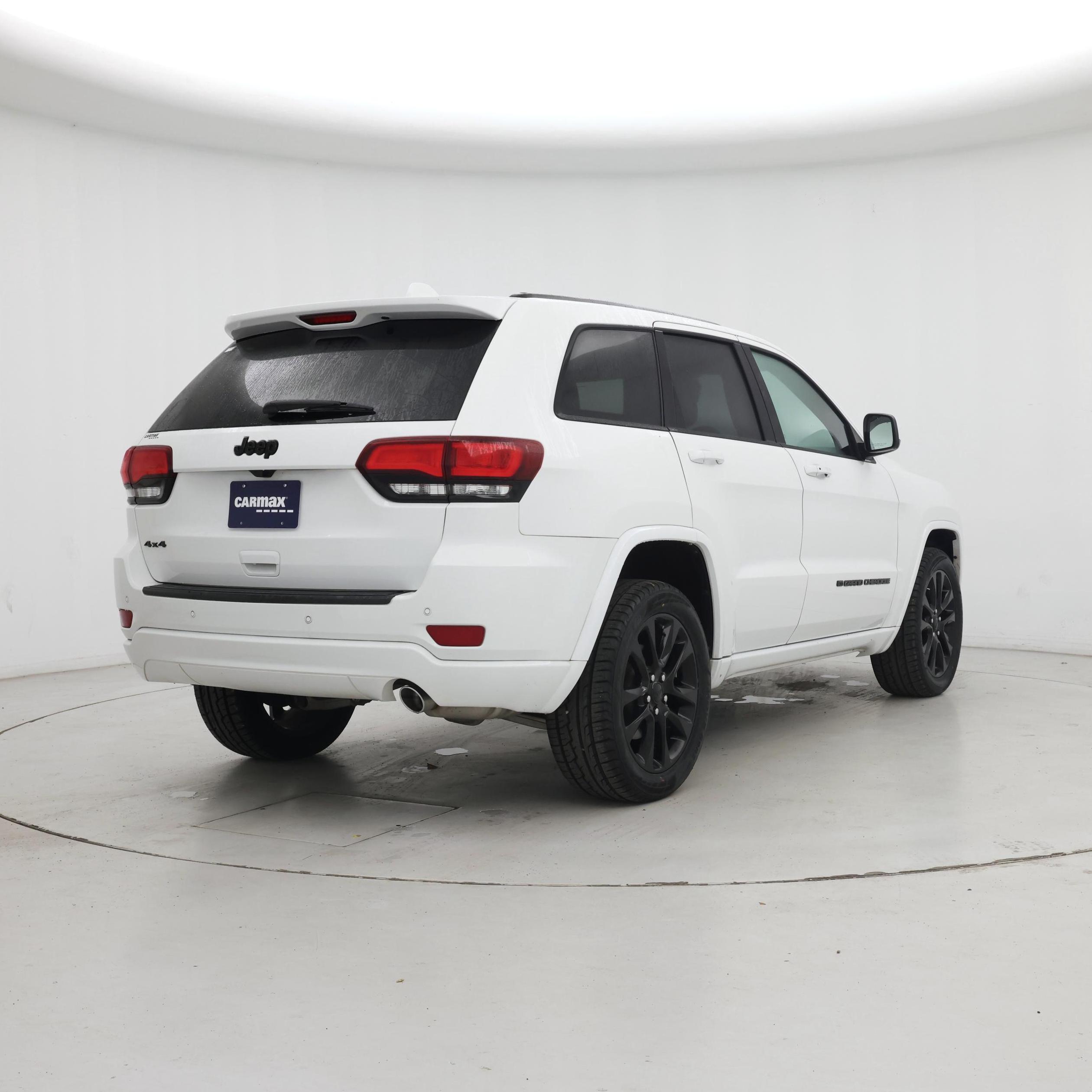 Thumbnail: 2022 Jeep Grand Cherokee - 8