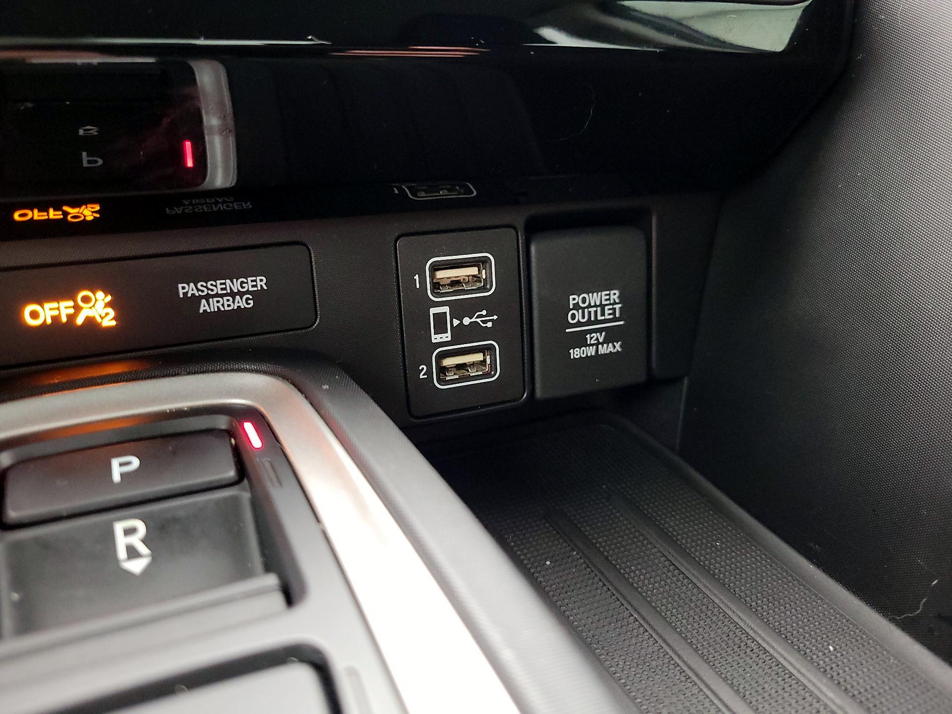 Thumbnail: 2021 Honda Insight - 18
