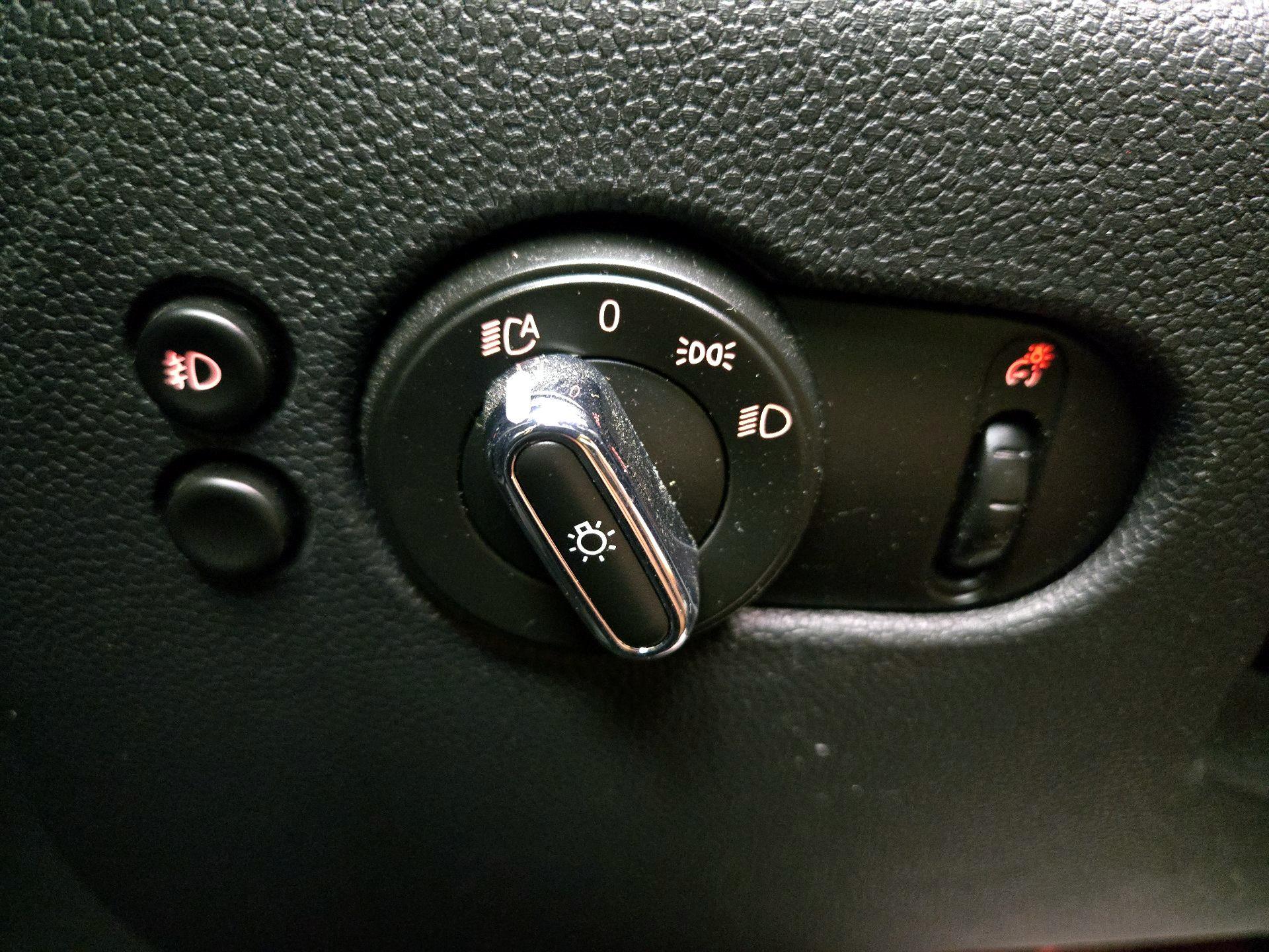 Thumbnail: 2018 MINI Cooper - 13