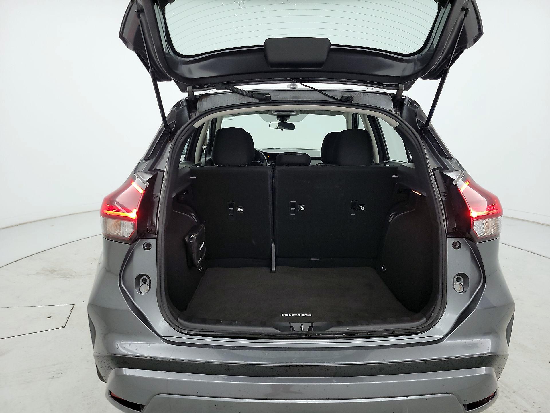 Thumbnail: 2021 Nissan Kicks - 19