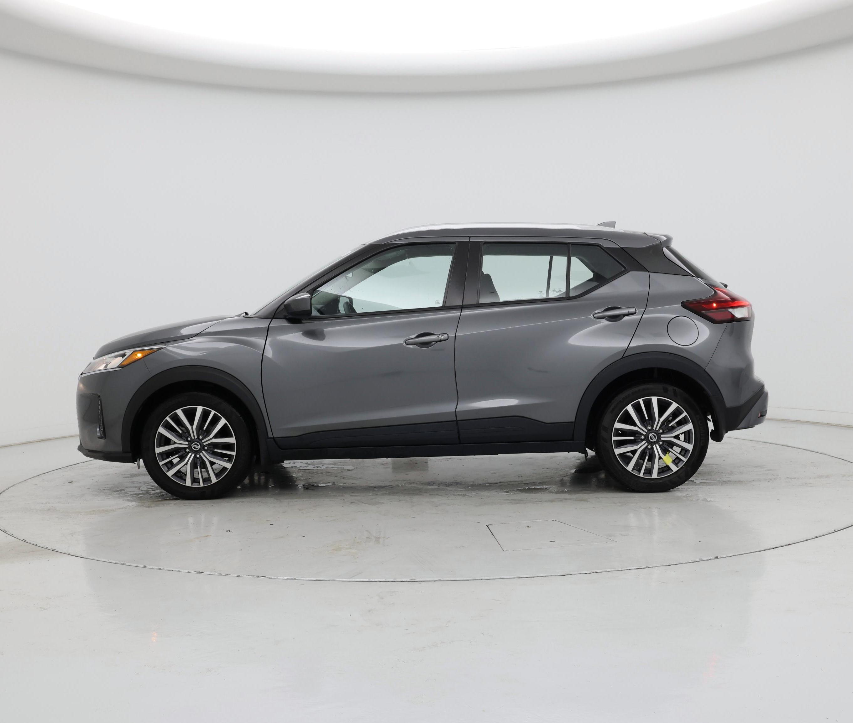 Thumbnail: 2021 Nissan Kicks - 3