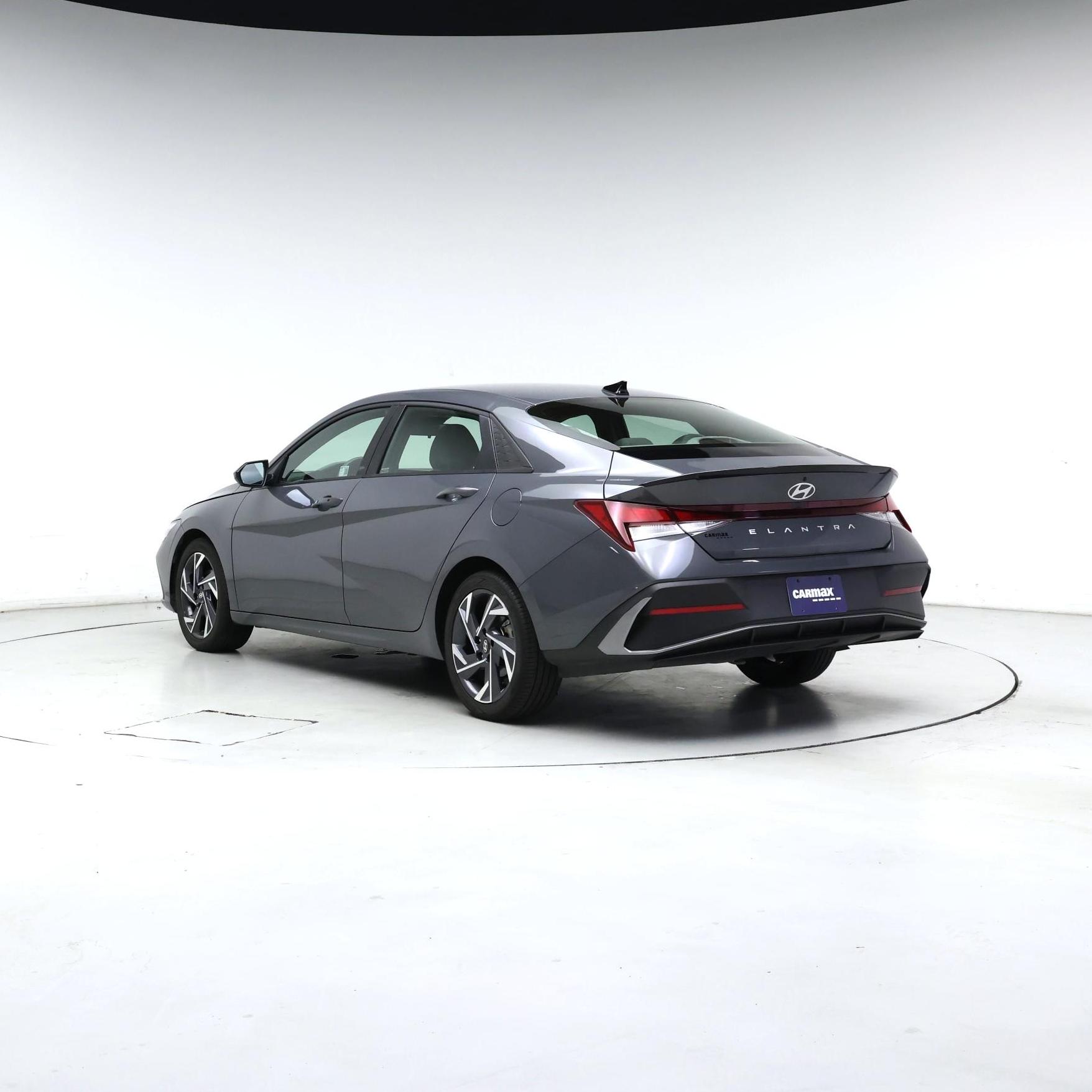 Thumbnail: 2025 Hyundai Elantra - 2