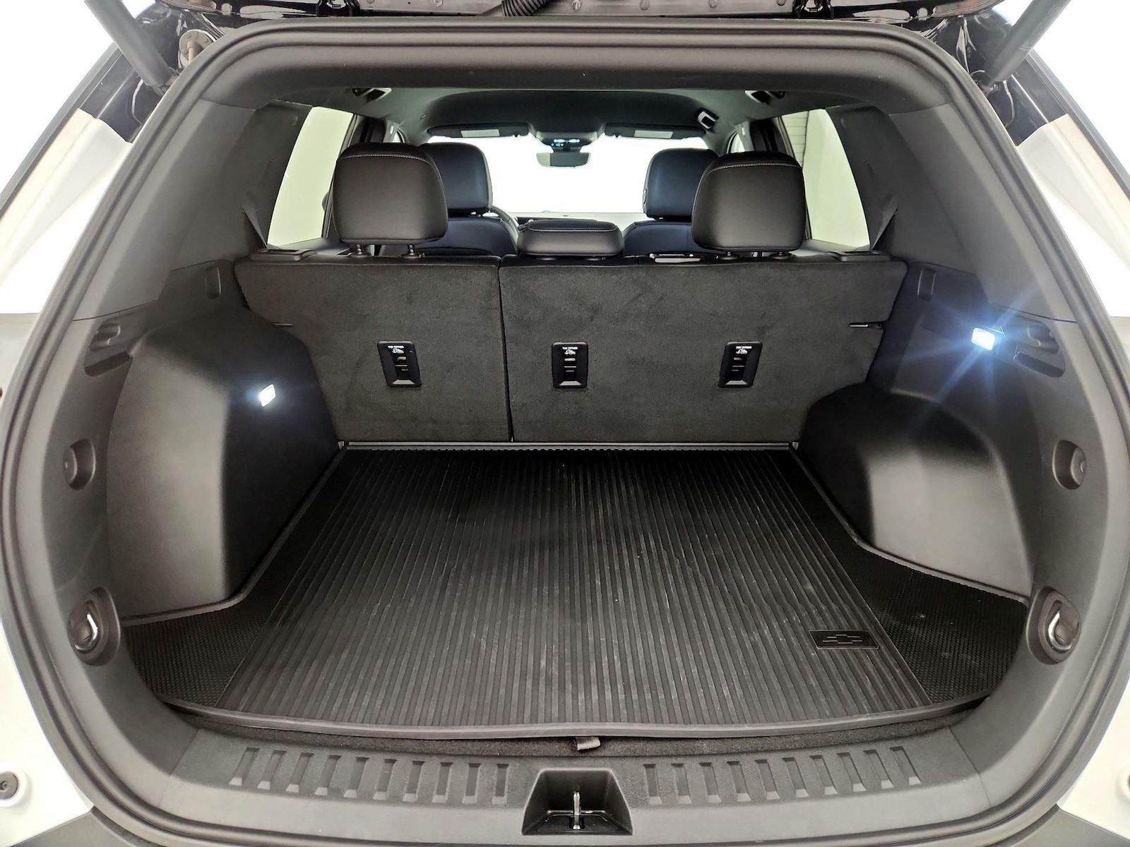 2026 Chevrolet Equinox LT - Photo 22