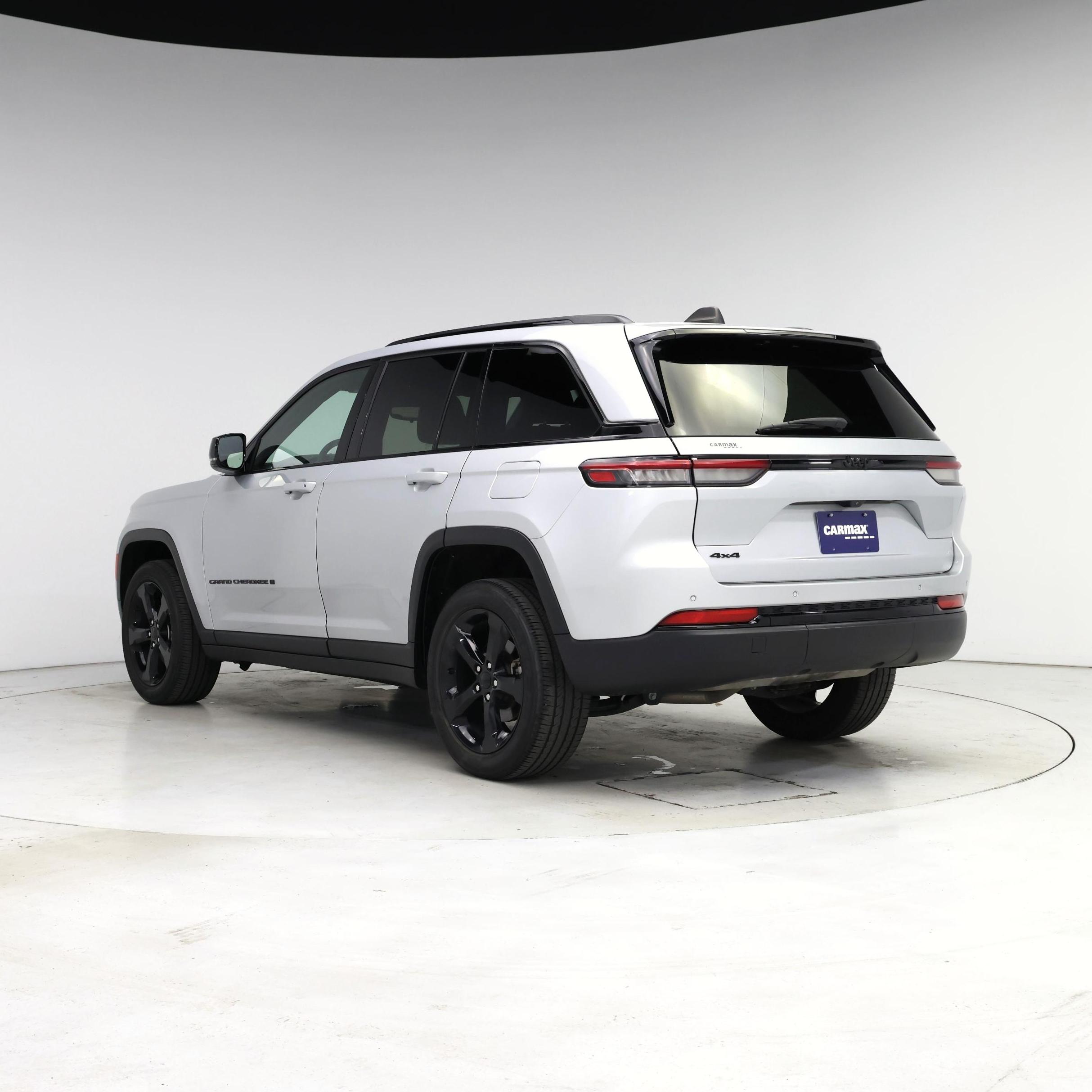 Thumbnail: 2023 Jeep Grand Cherokee - 2