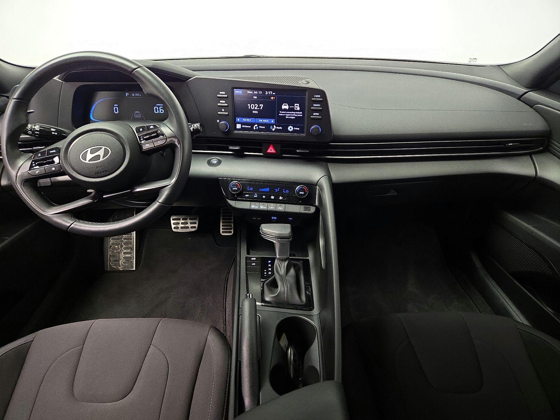Thumbnail: 2025 Hyundai Elantra - 9