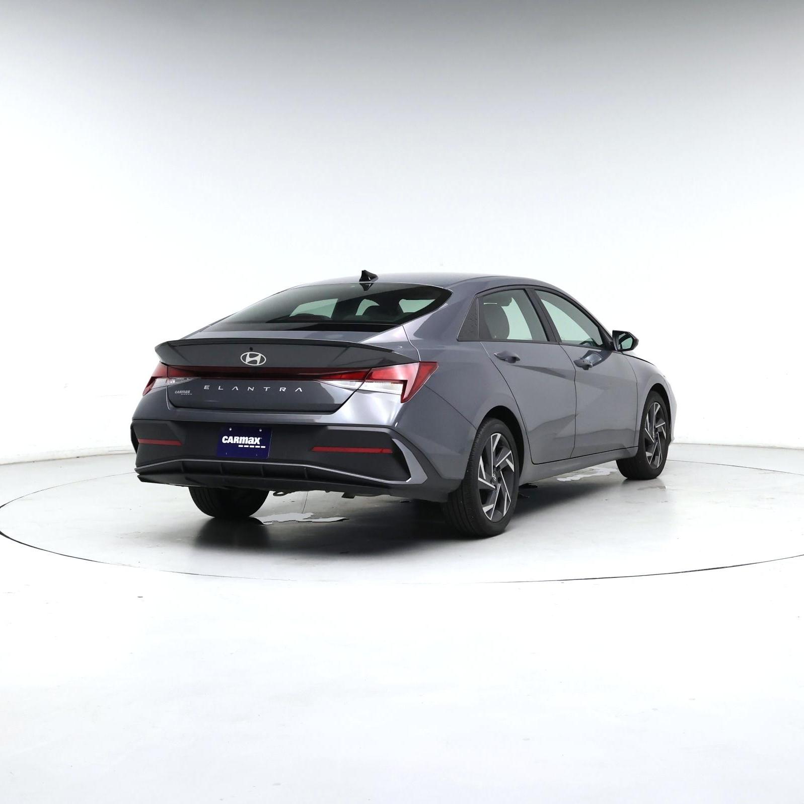 Thumbnail: 2025 Hyundai Elantra - 8