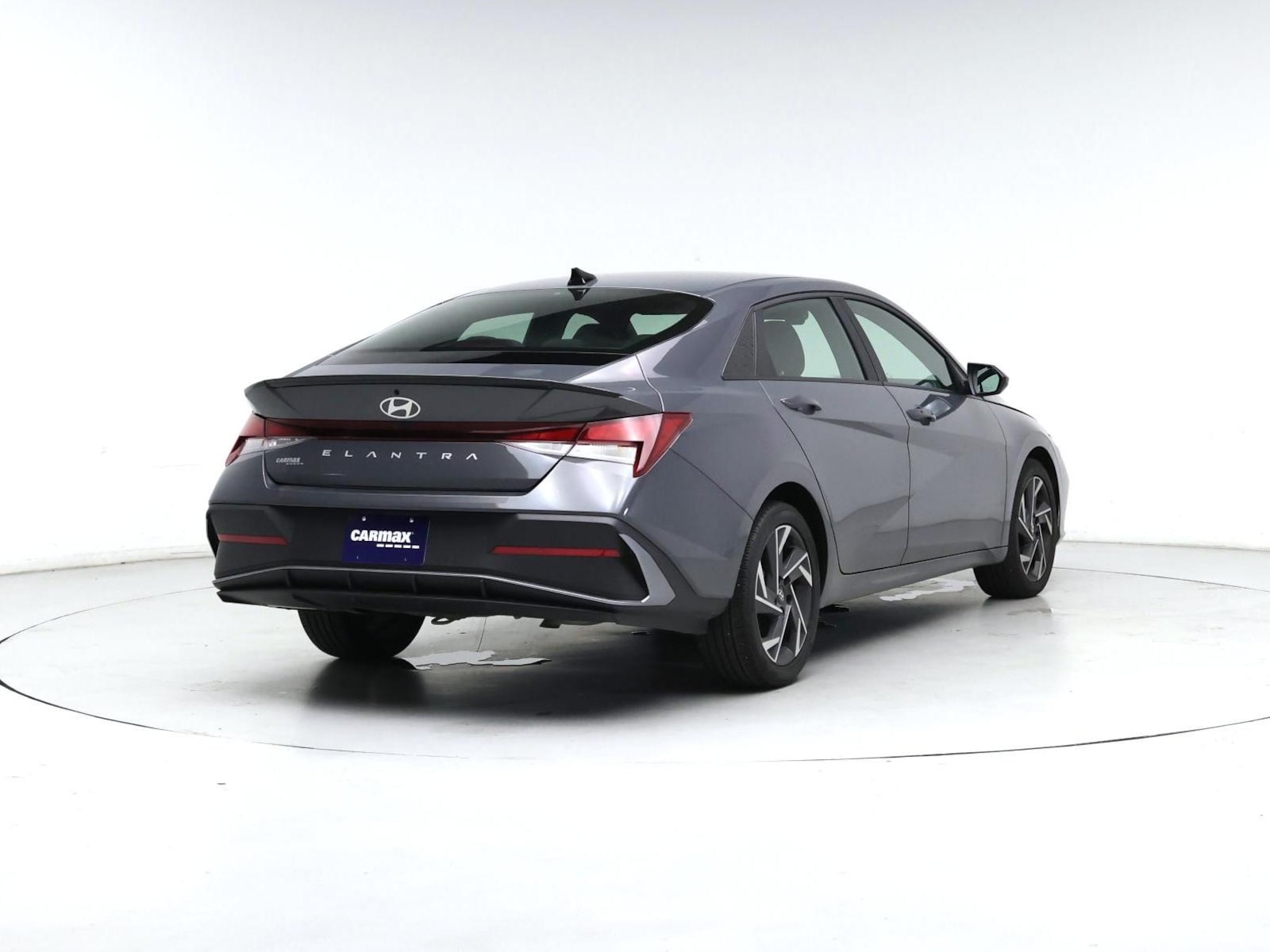 2025 Hyundai Elantra SEL - Photo 9