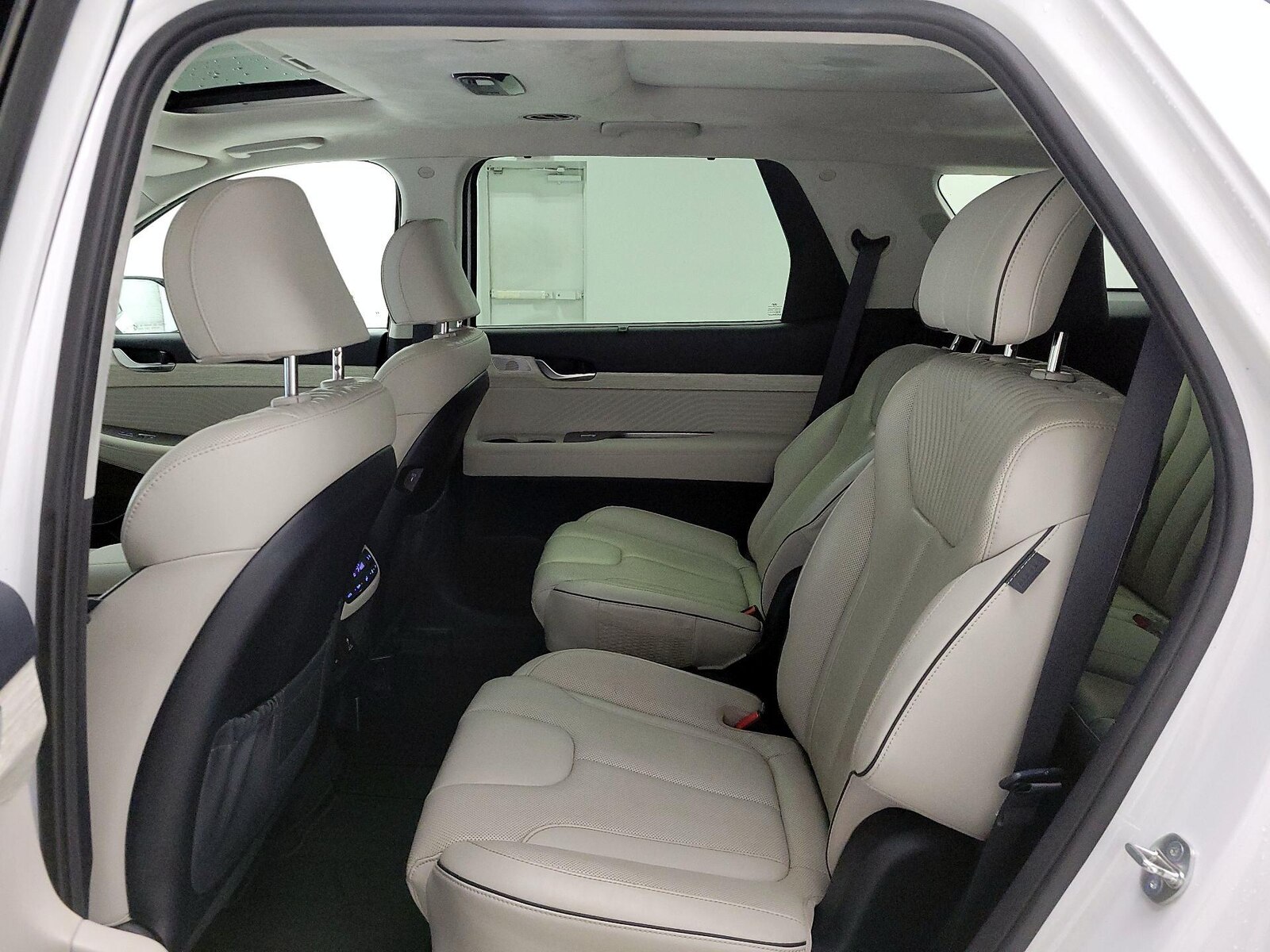 Rear Air Conditioning
